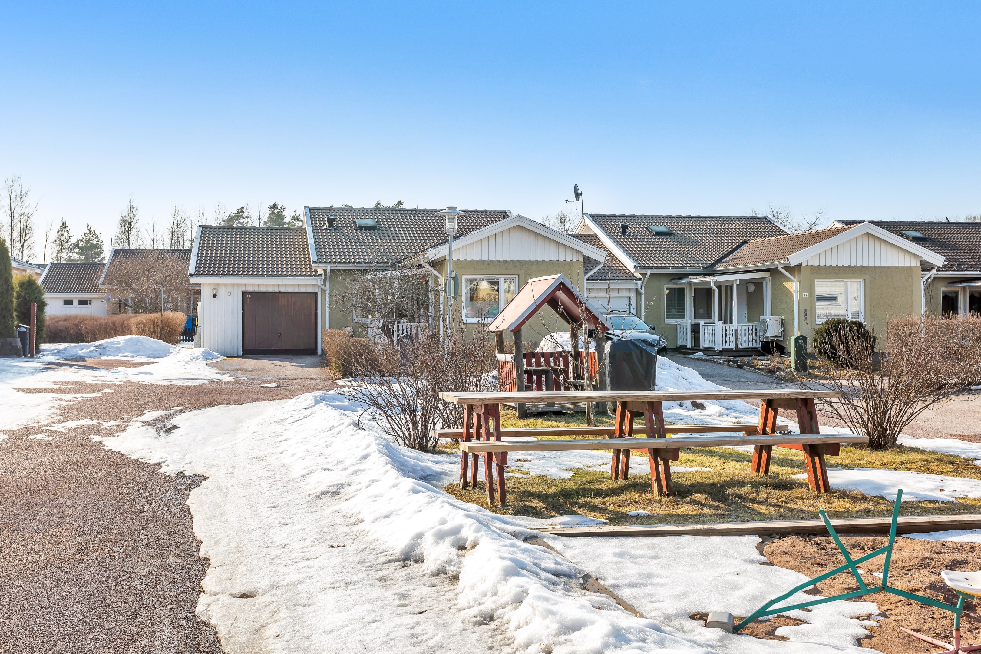 Bostadsbild från Gråalsvägen 26, Såld i Lövstalöt, Uppsala