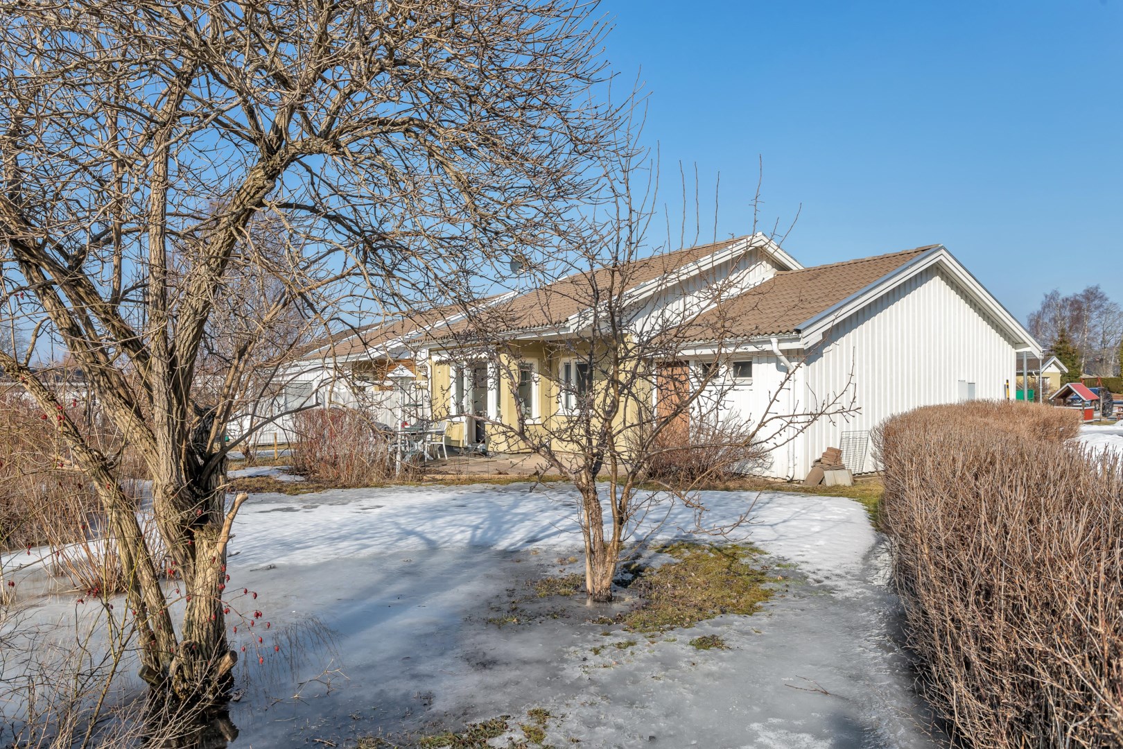 Bostadsbild från Gråalsvägen 26, Såld i Lövstalöt, Uppsala