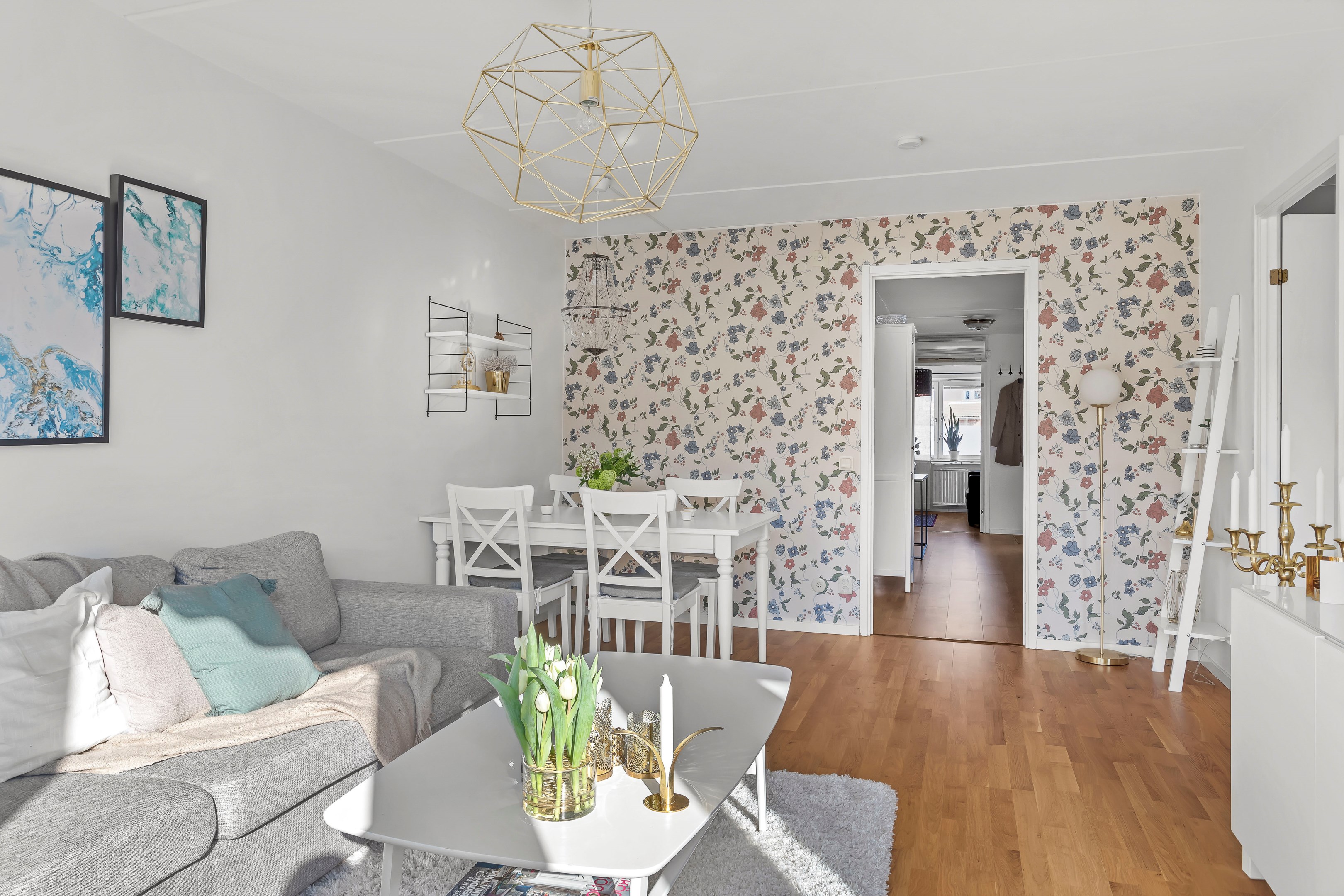 Bostadsbild från Gråalsvägen 26, Såld i Lövstalöt, Uppsala