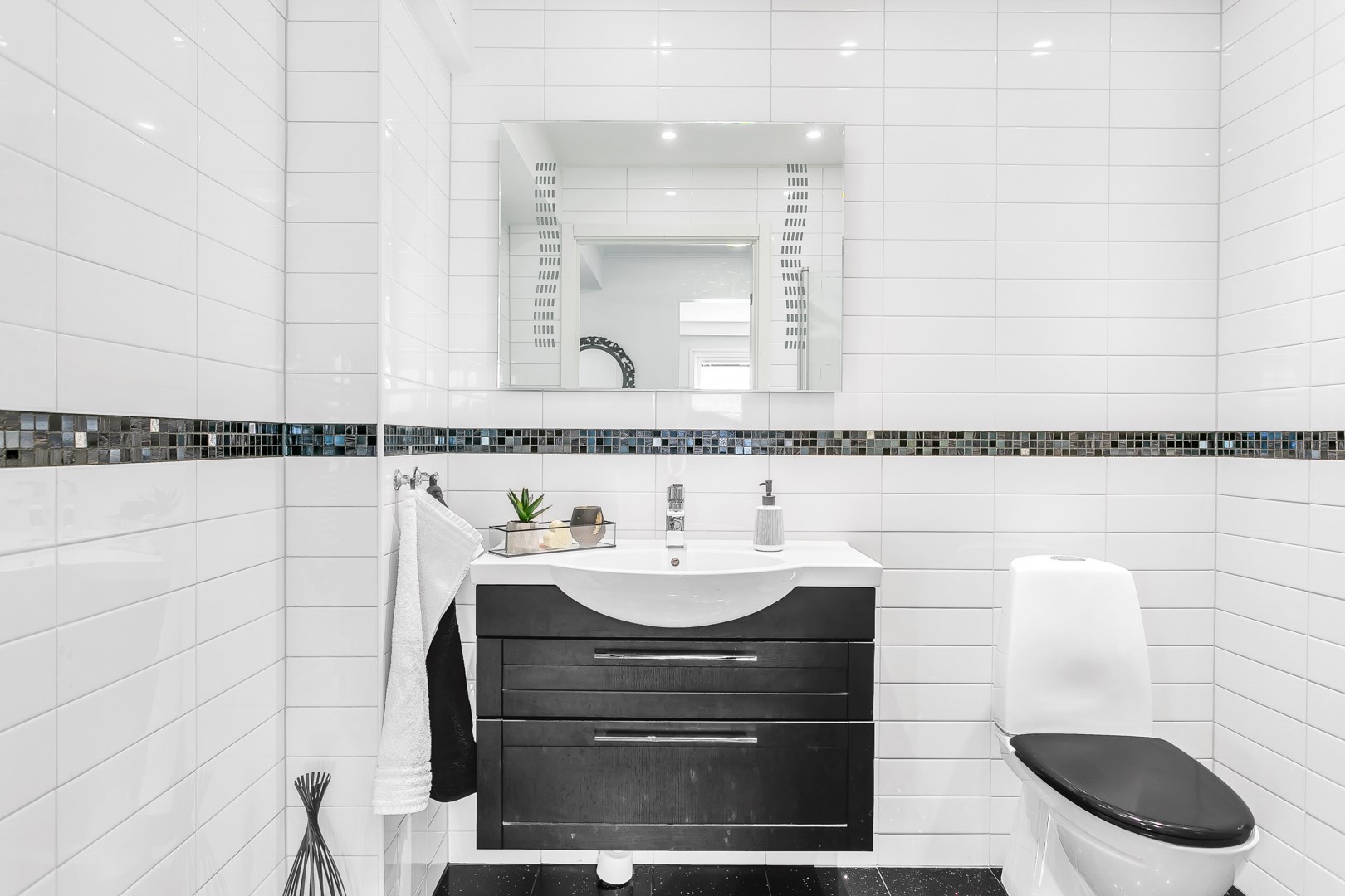 Bostadsbild från Vintergatsvägen 29, Såld i Storvreta, Uppsala