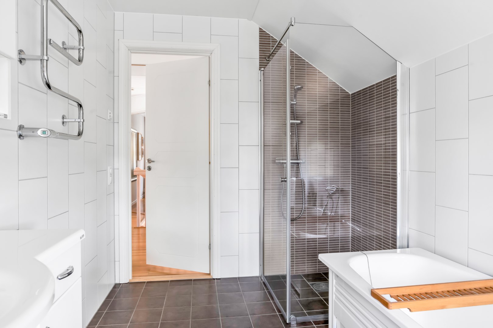 Bostadsbild från Brunnby Framnäs 329, Såld i Knivsta, Knivsta