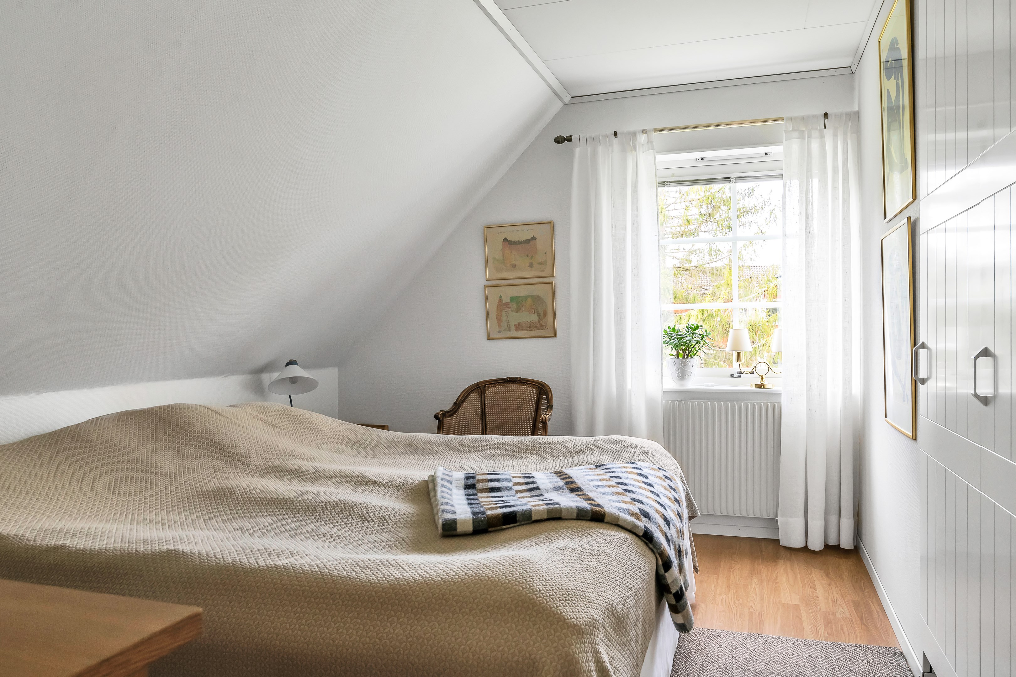 Bostadsbild från Vretavägen 23A, Såld i Vreta, Uppsala