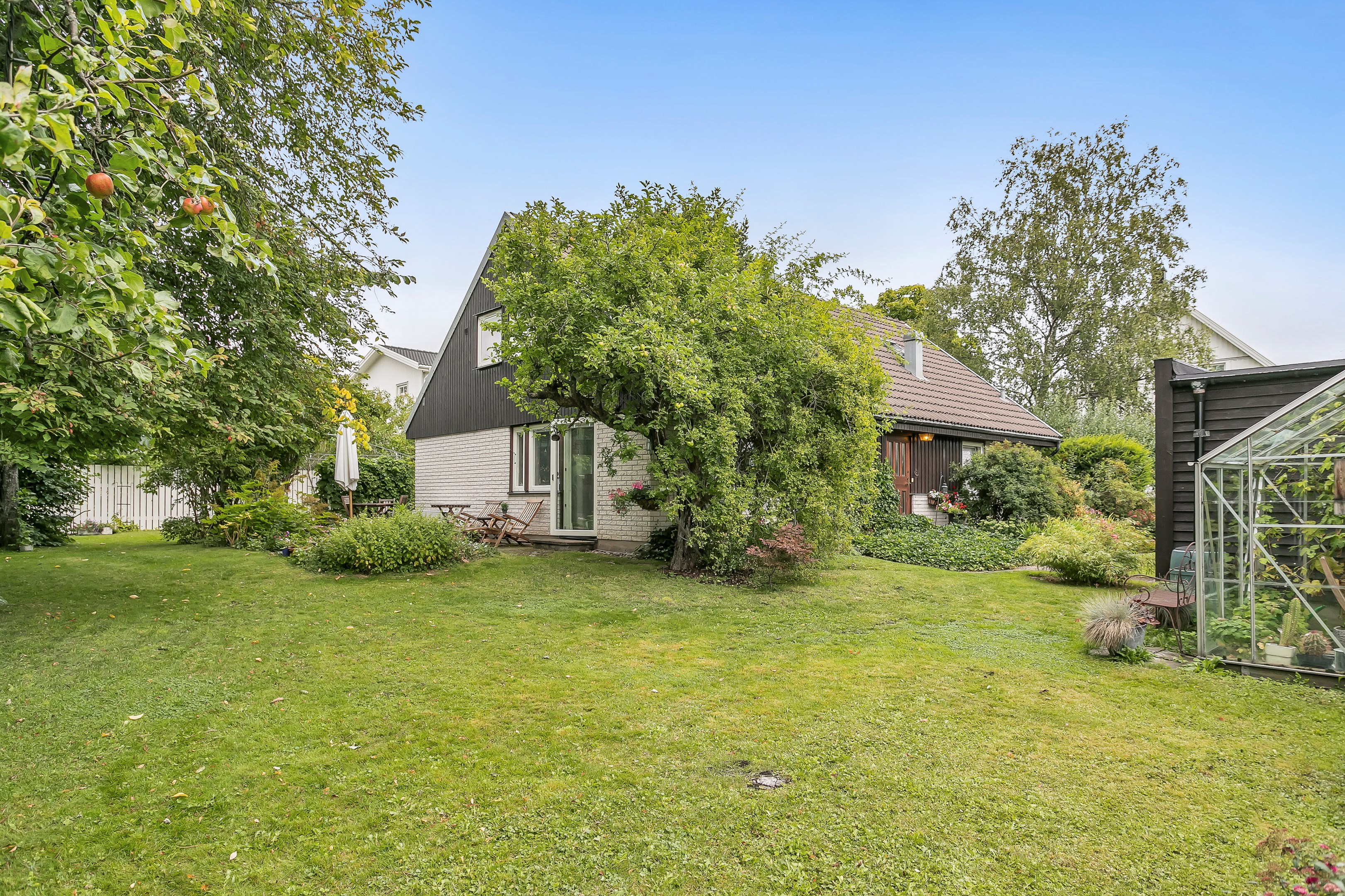 Bostadsbild från Bertilsvägen 19A, Såld i Berthåga, Uppsala