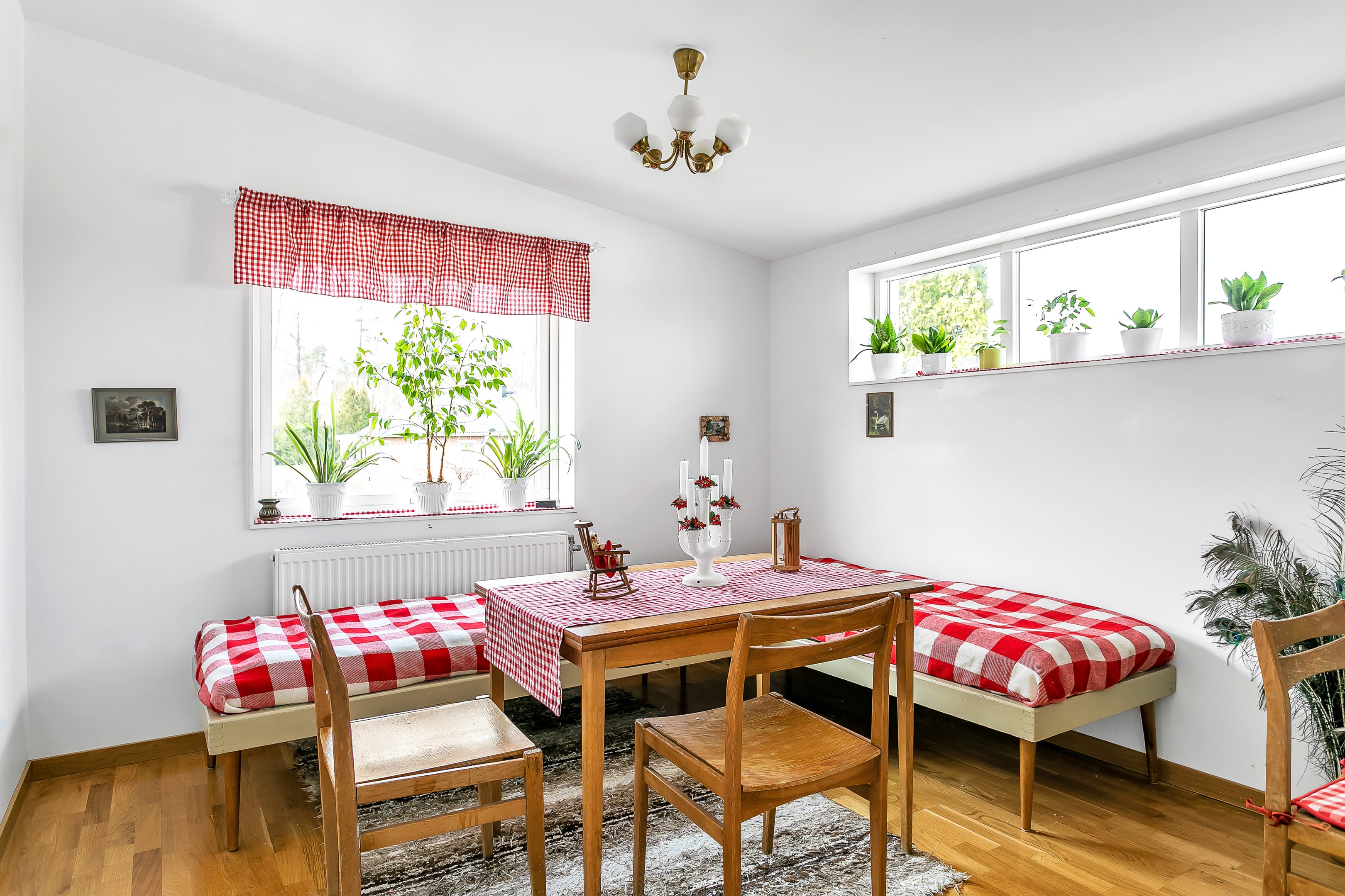 Bostadsbild från Lönnviksvägen 1, Såld i Sunnersta, Uppsala