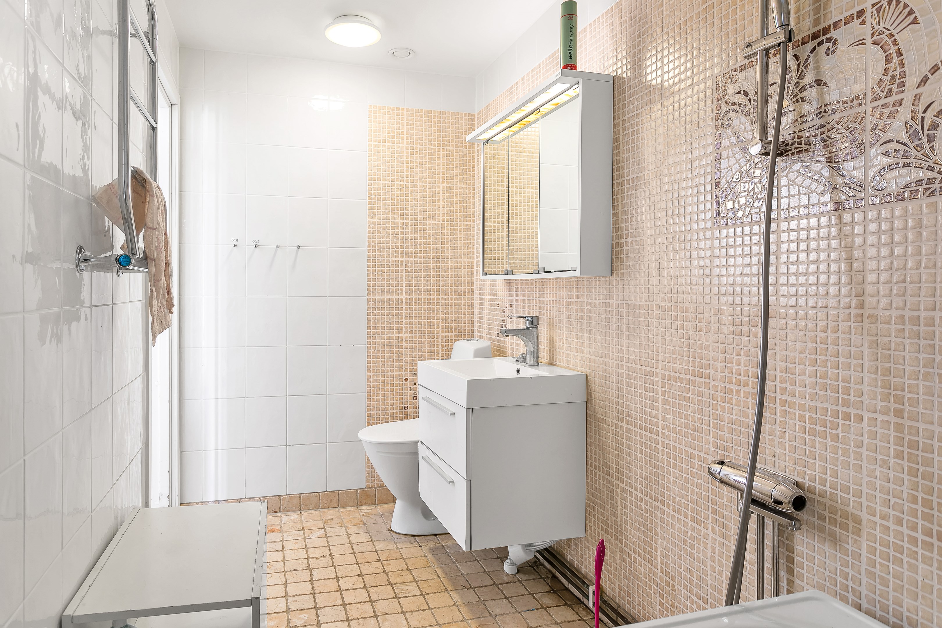 Bostadsbild från Lönnviksvägen 1, Såld i Sunnersta, Uppsala