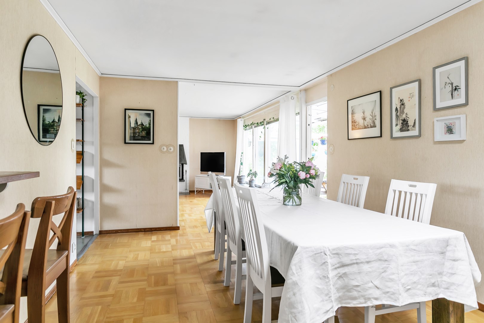 Bostadsbild från Nämndemansvägen 30, Såld i Nåntuna, Uppsala