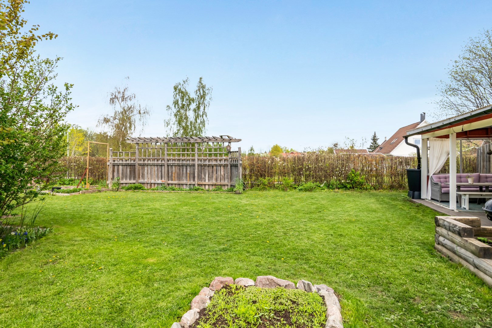 Bostadsbild från Gruvfogdevägen 12, Såld i Vattholma, Uppsala