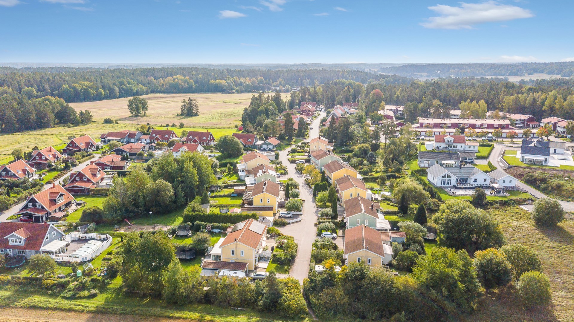 Bostadsbild från Enstigen 8, Såld i Vänge, Uppsala