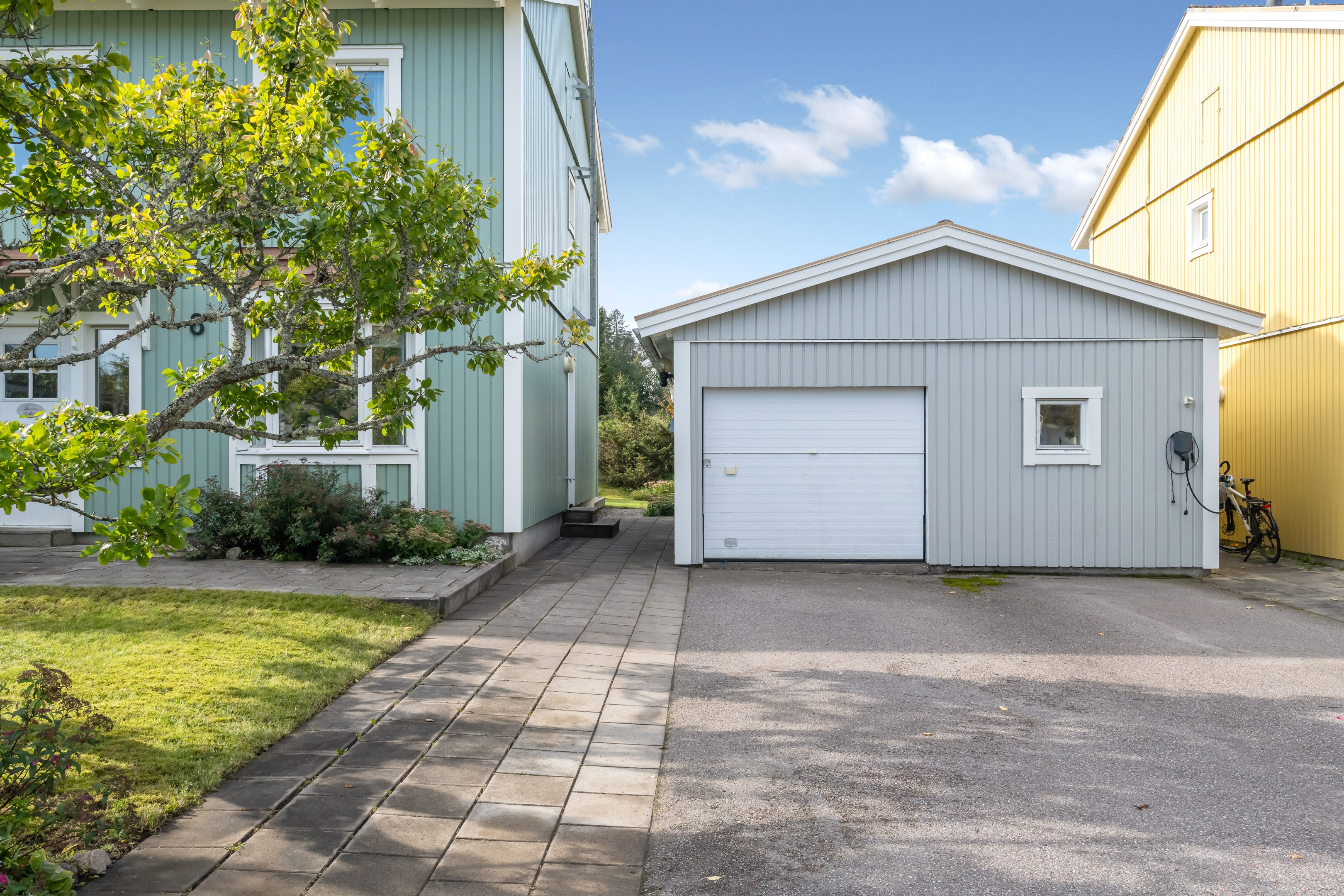 Bostadsbild från Enstigen 8, Såld i Vänge, Uppsala