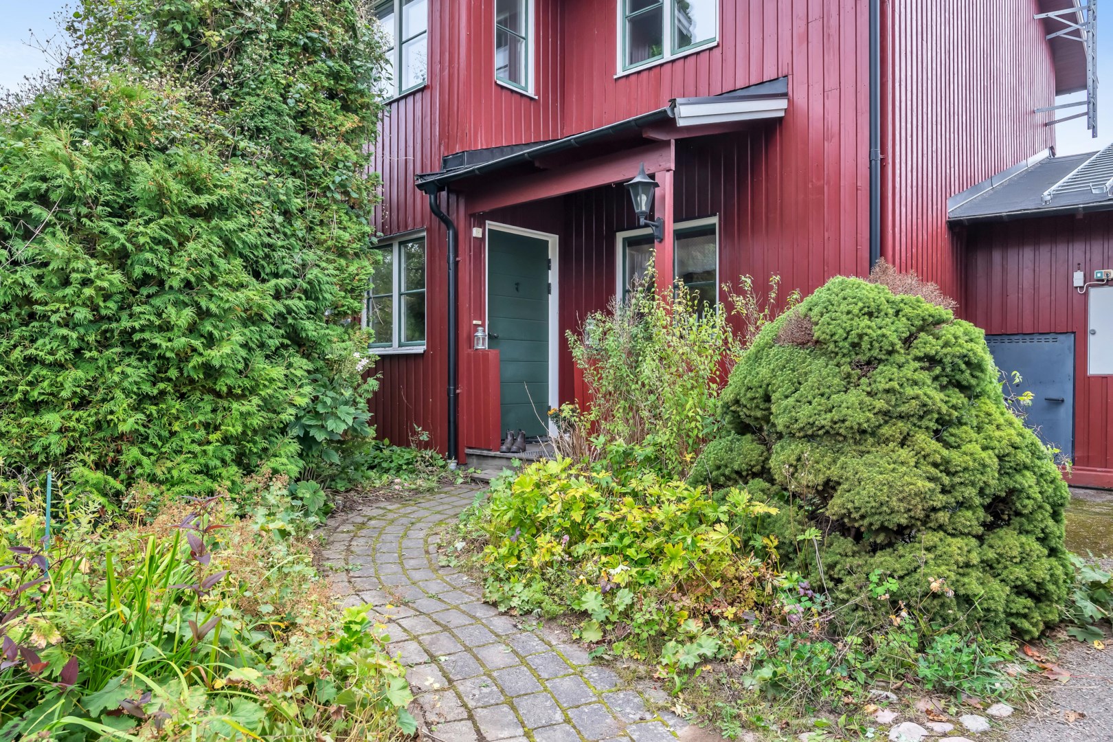 Bostadsbild från Gruvfogdevägen 28, Såld i Vattholma, Uppsala