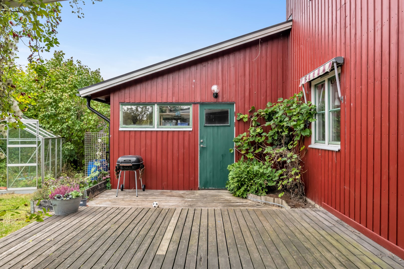 Bostadsbild från Gruvfogdevägen 28, Såld i Vattholma, Uppsala