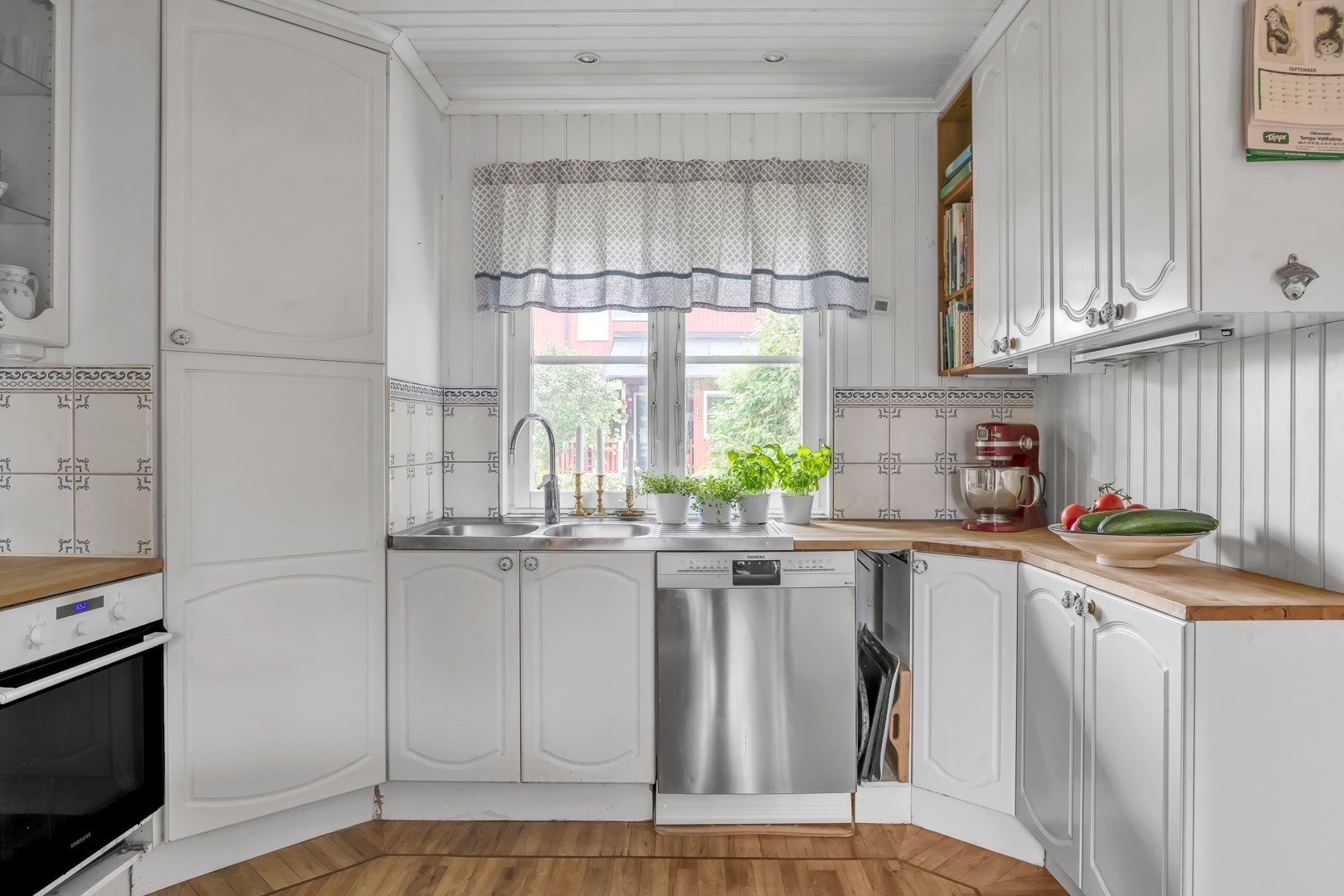 Bostadsbild från Gruvfogdevägen 28, Såld i Vattholma, Uppsala