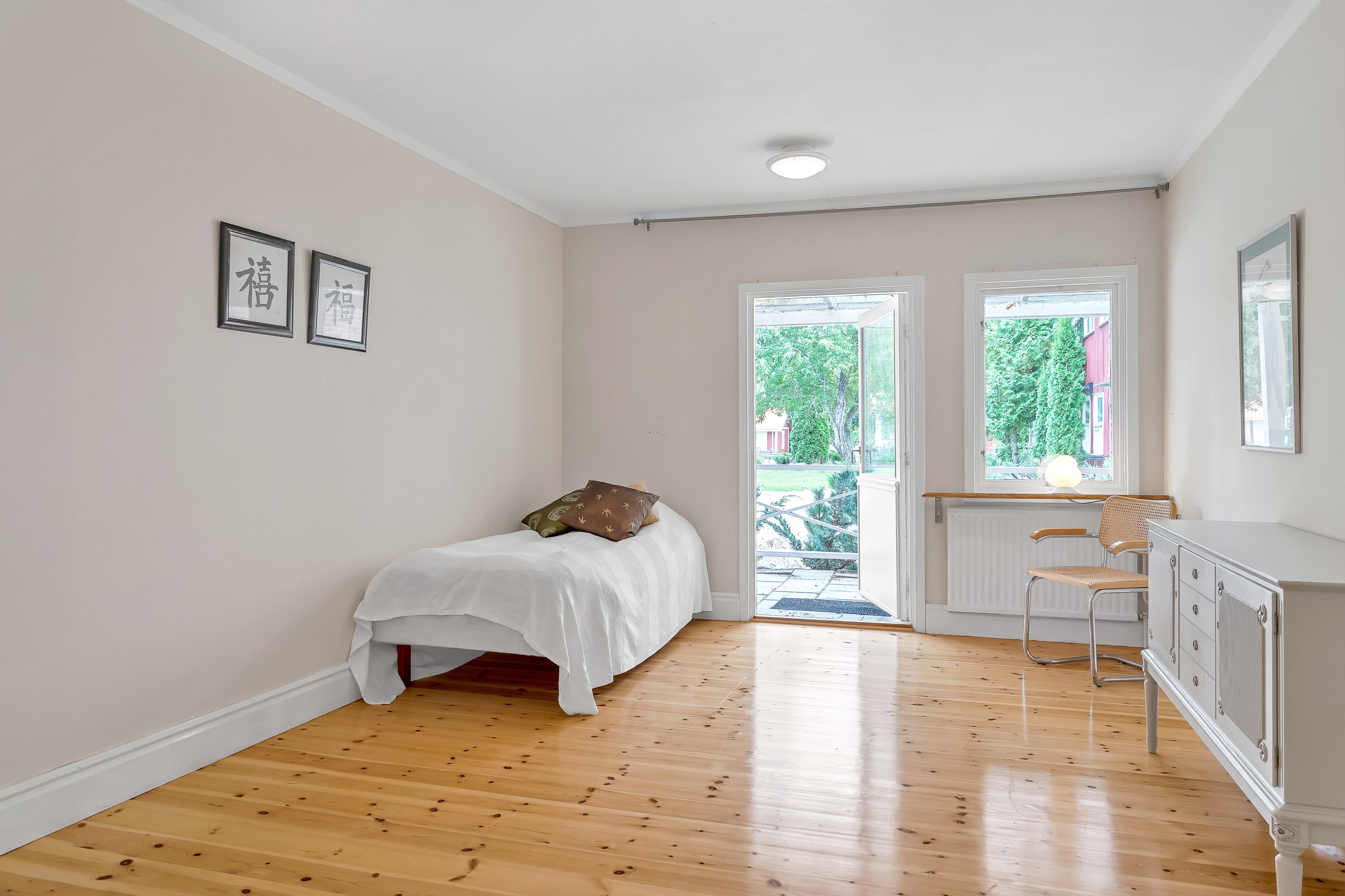 Bostadsbild från Östa byväg 45, Kommande i Heby, Heby