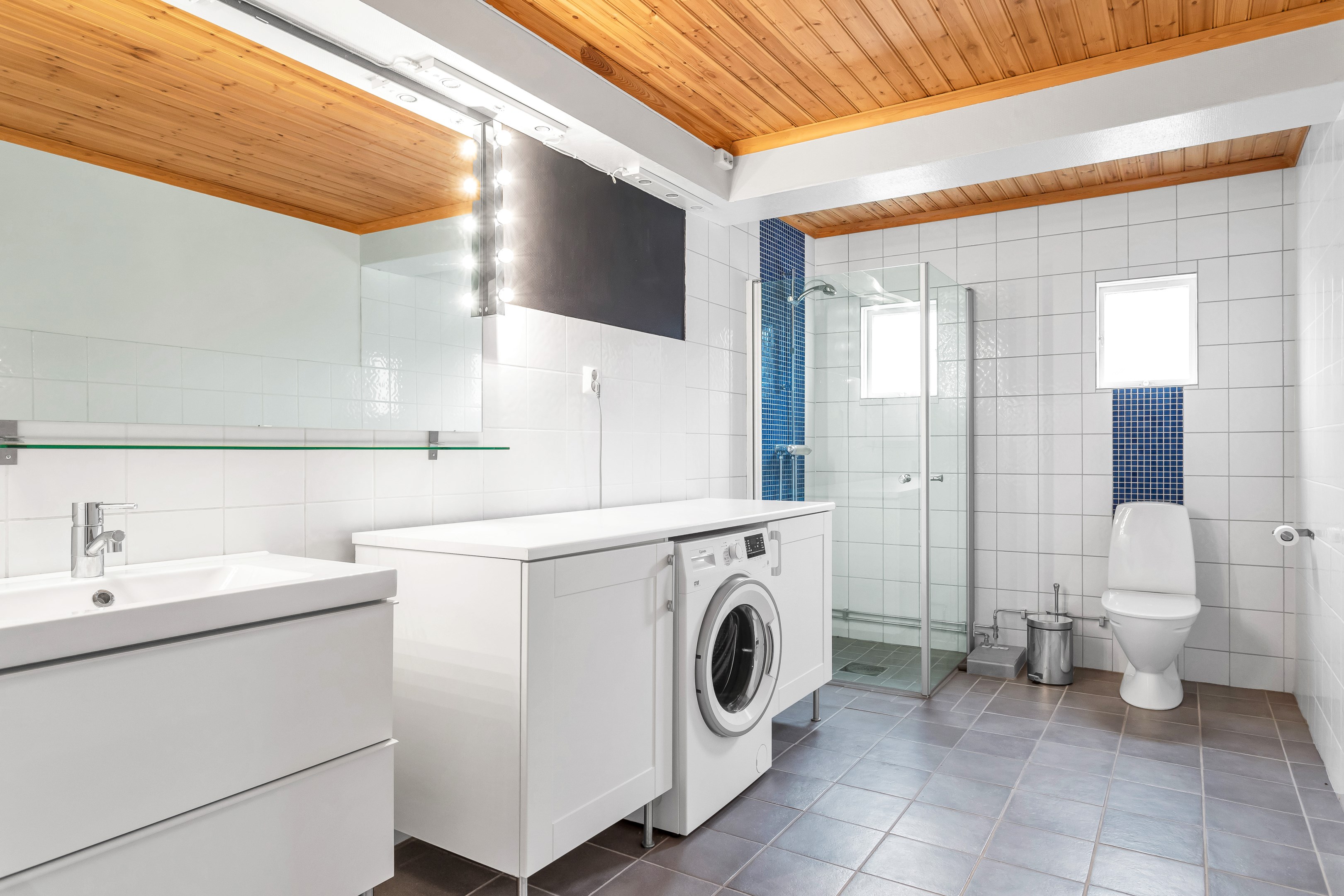 Bostadsbild från Östa byväg 45, Kommande i Heby, Heby