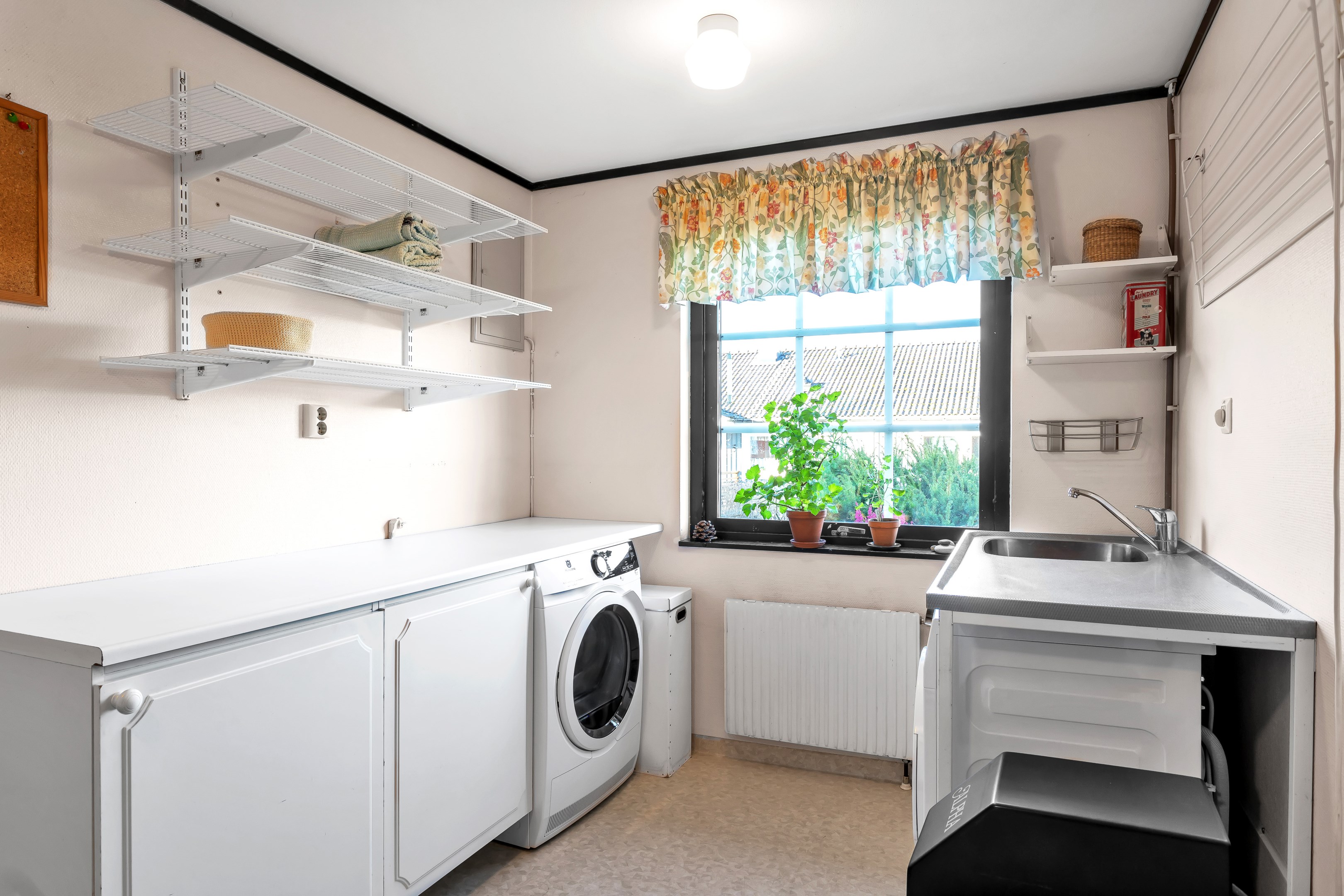 Bostadsbild från Vällarlagsvägen 6, Såld i Vattholma, Uppsala