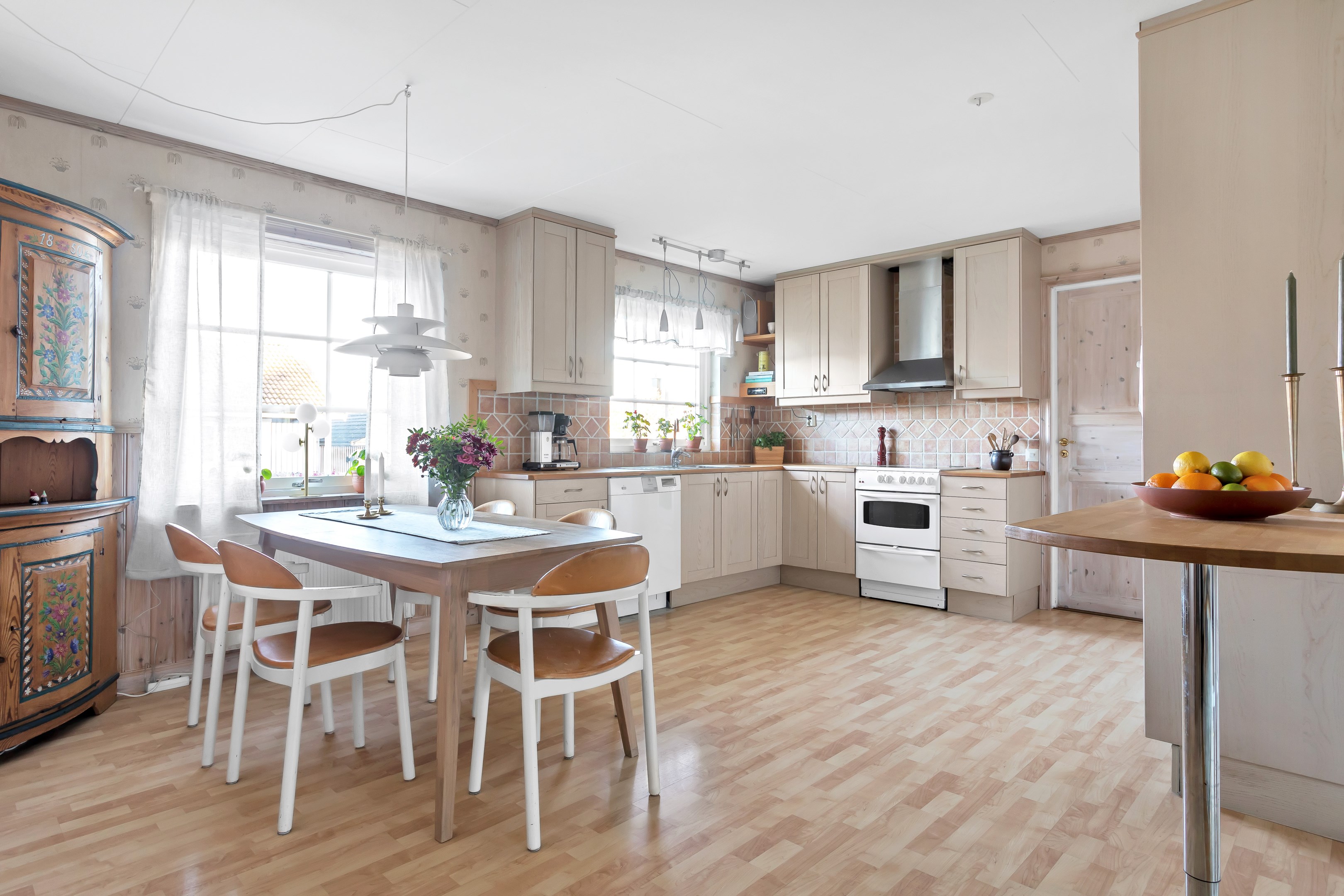 Bostadsbild från Vällarlagsvägen 6, Såld i Vattholma, Uppsala