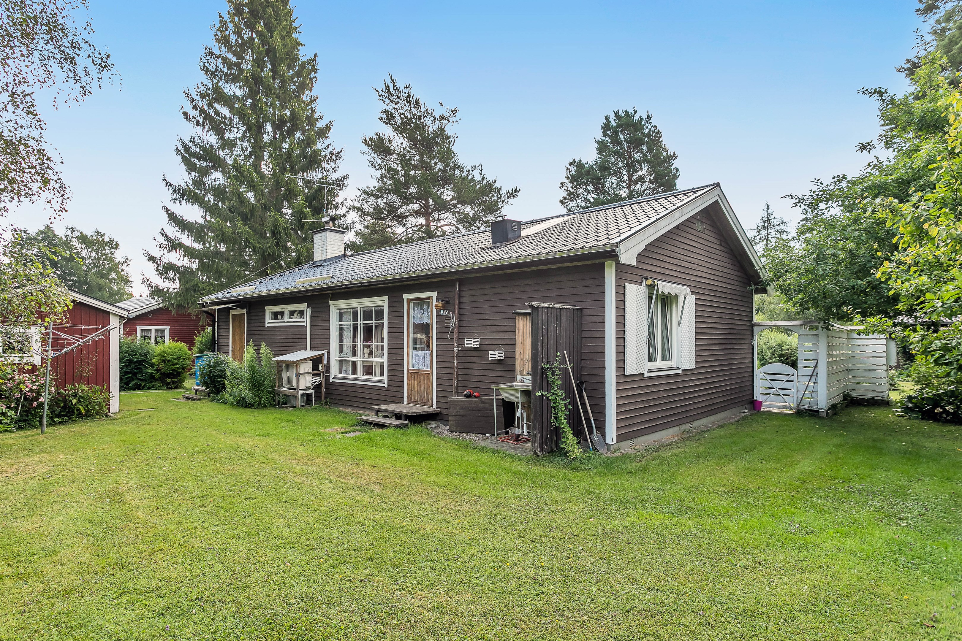 Bostadsbild från Blå vägen 69, Såld i Björklinge, Uppsala