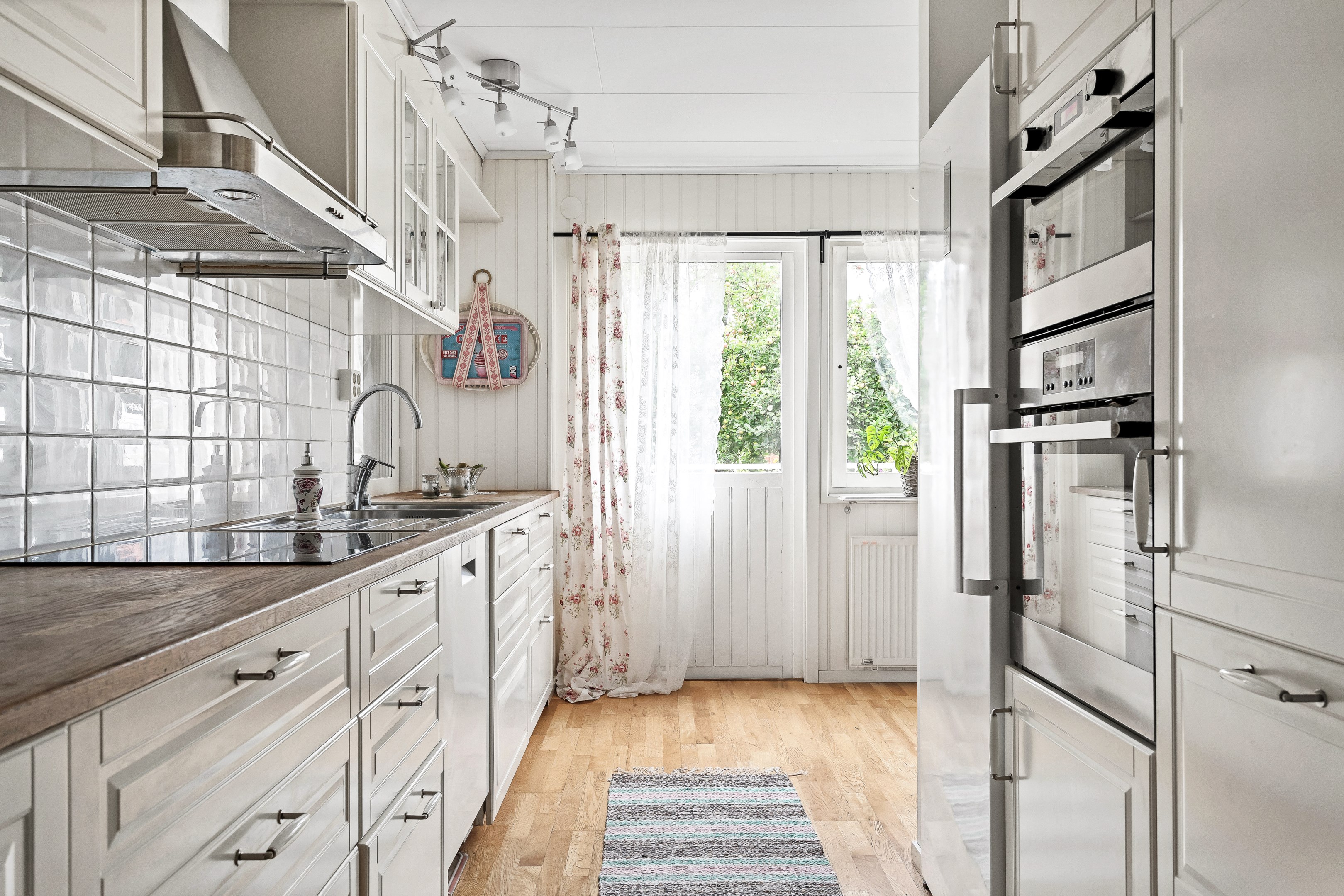 Bostadsbild från Merkuriusvägen 13, Såld i Storvreta, Uppsala