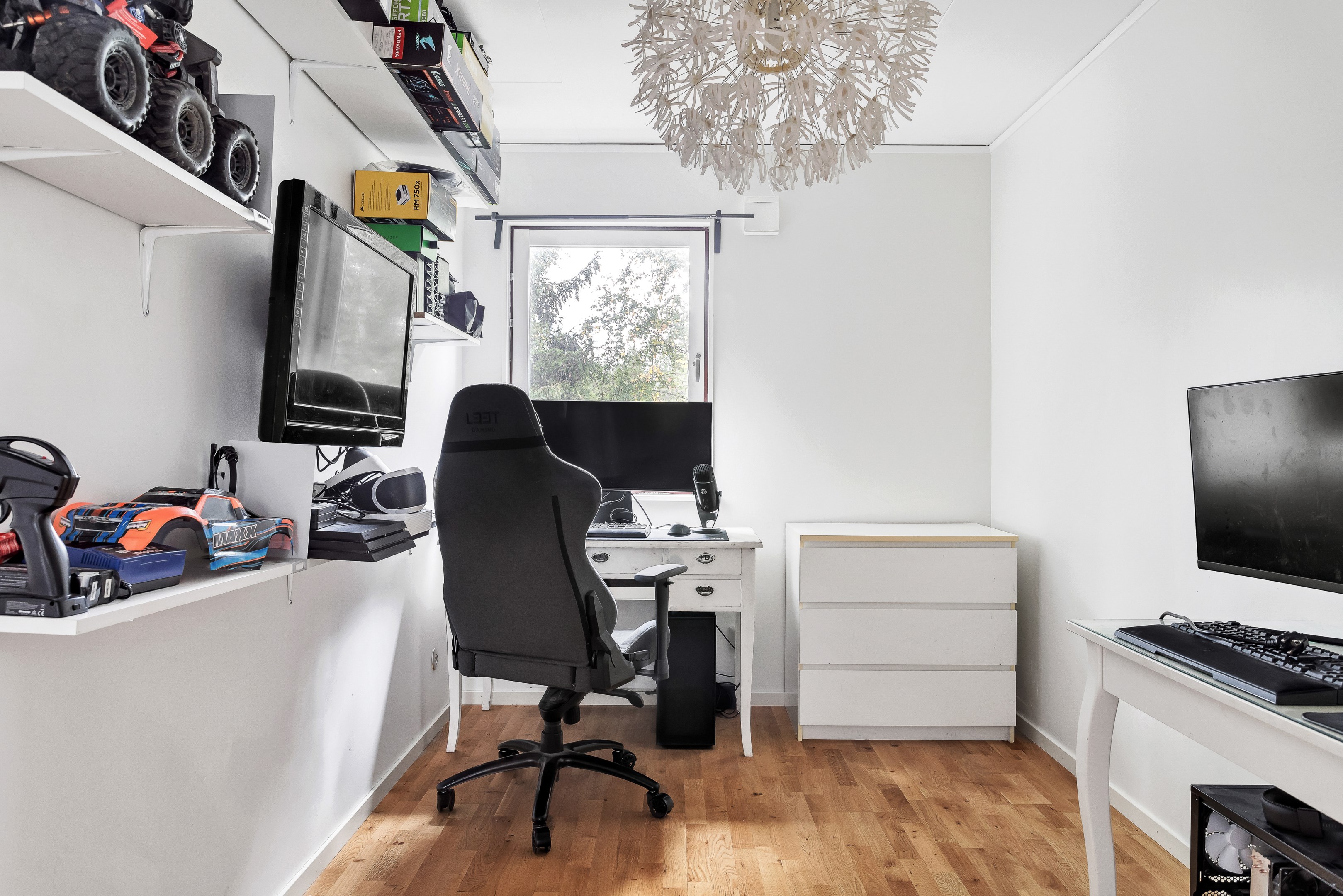 Bostadsbild från Merkuriusvägen 13, Såld i Storvreta, Uppsala