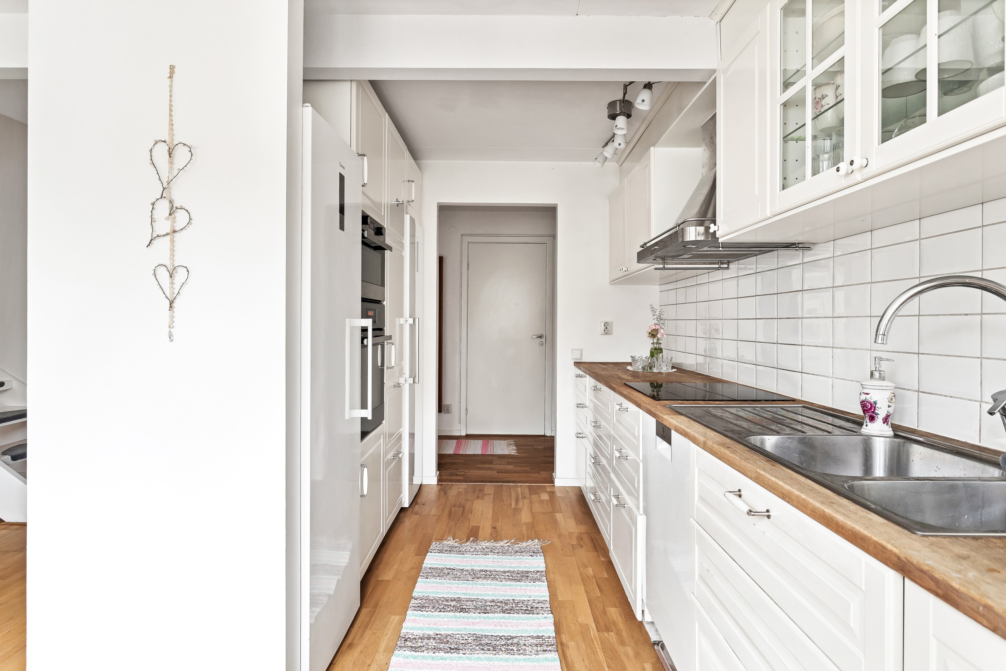 Bostadsbild från Merkuriusvägen 13, Såld i Storvreta, Uppsala