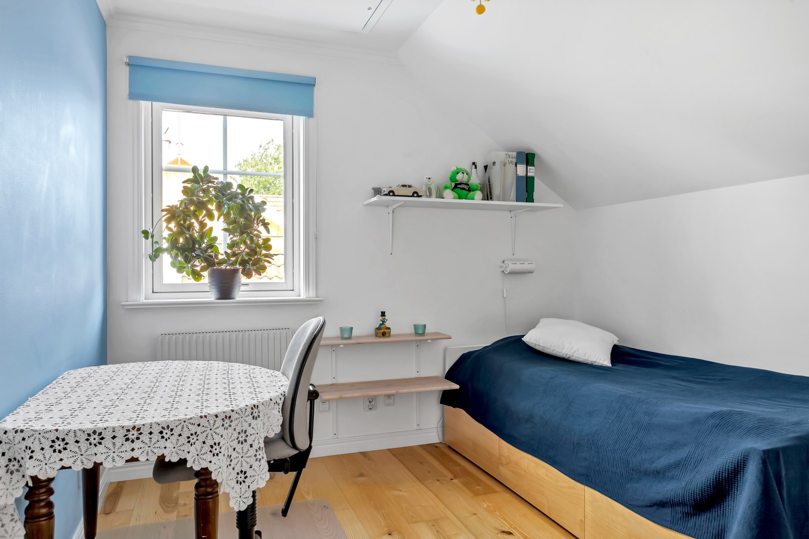 Bostadsbild från Södra Parkvägen 21, Såld i Norby, Uppsala