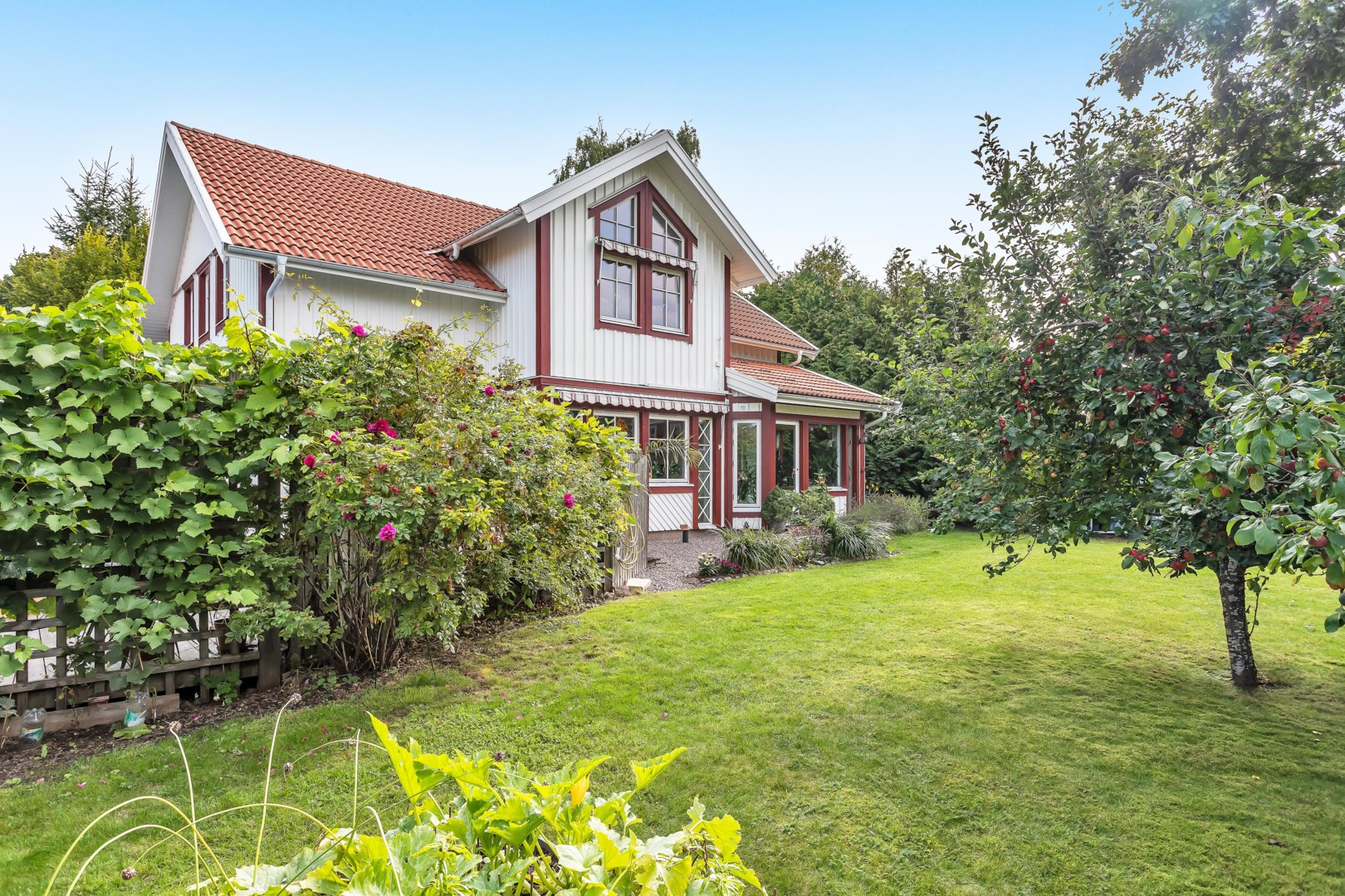 Bostadsbild från Södra Parkvägen 21, Såld i Norby, Uppsala