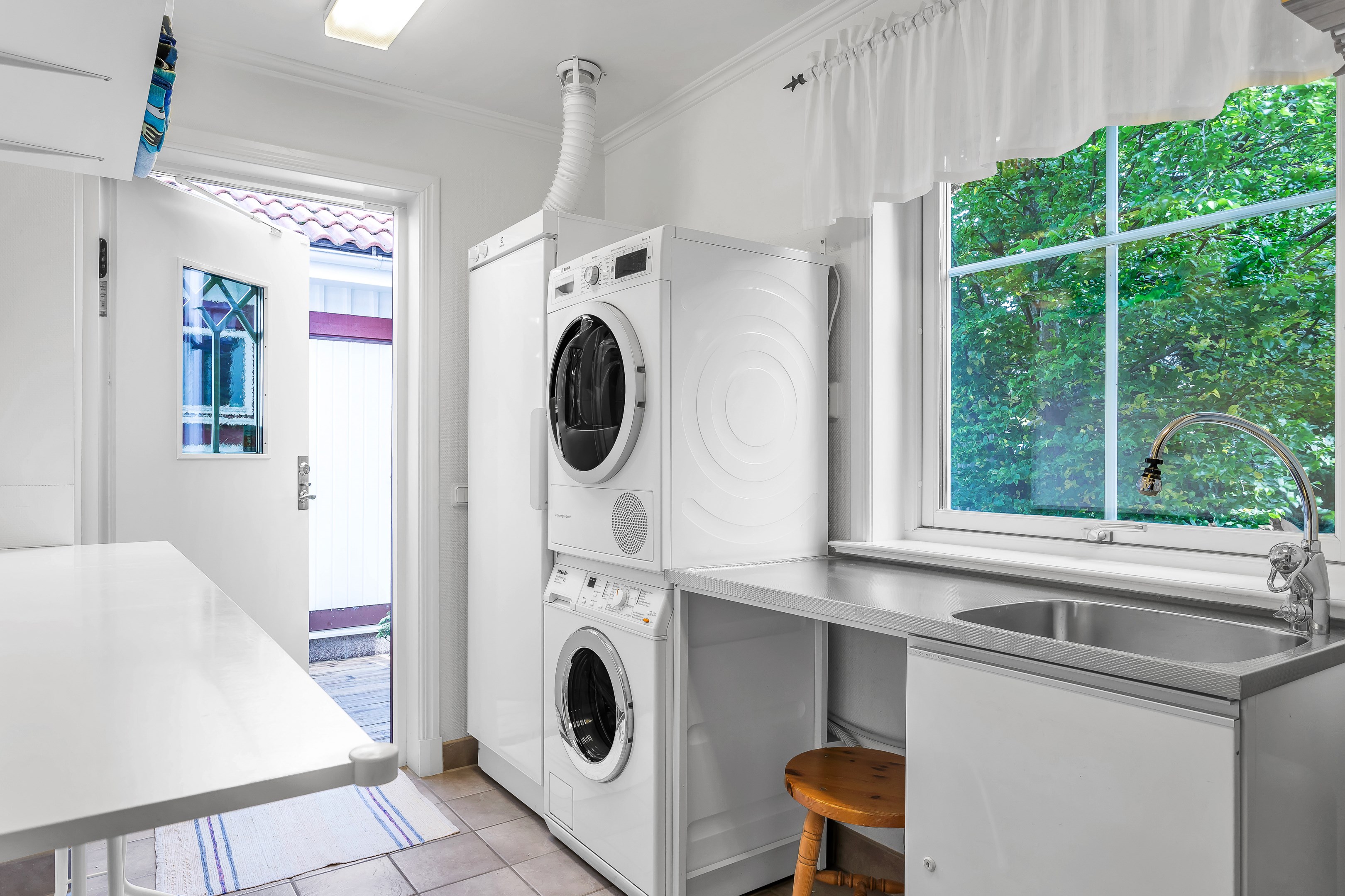 Bostadsbild från Södra Parkvägen 21, Såld i Norby, Uppsala