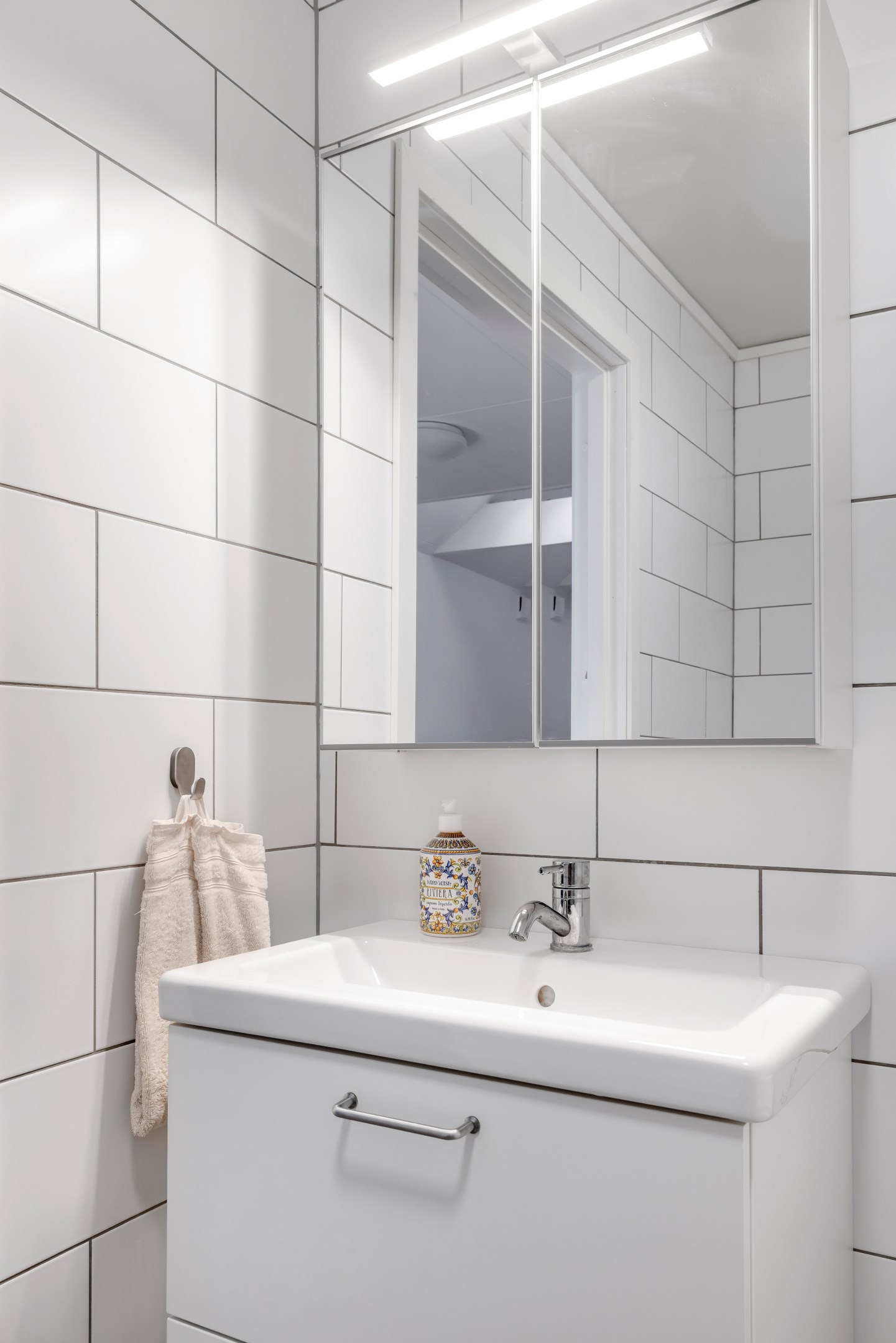 Bostadsbild från Vitsippsvägen 1B, Till salu i Storvreta, Uppsala