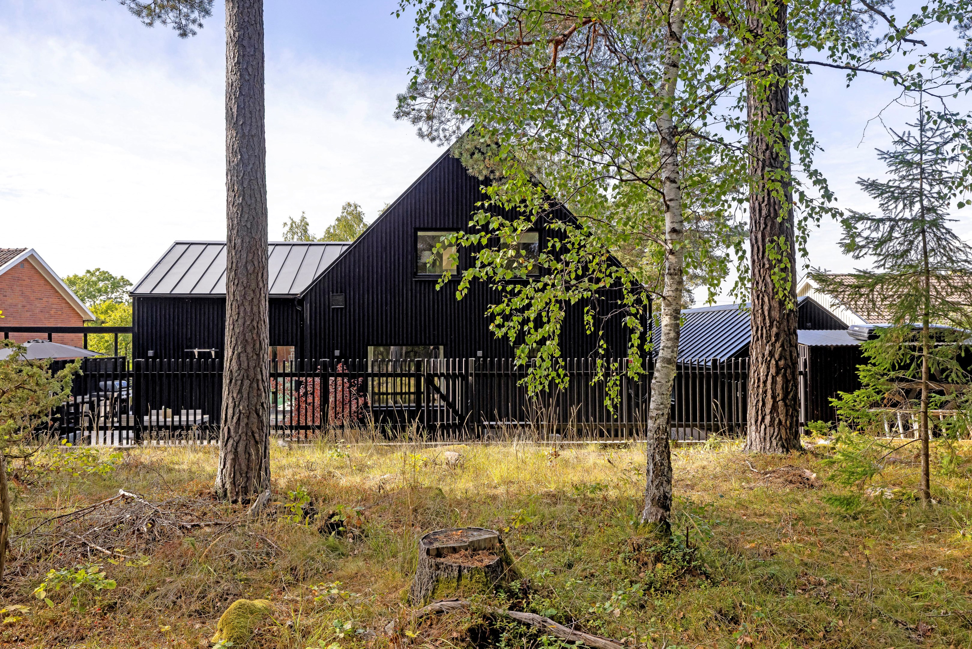 Bostadsbild från Vitsippsvägen 1B, Till salu i Storvreta, Uppsala