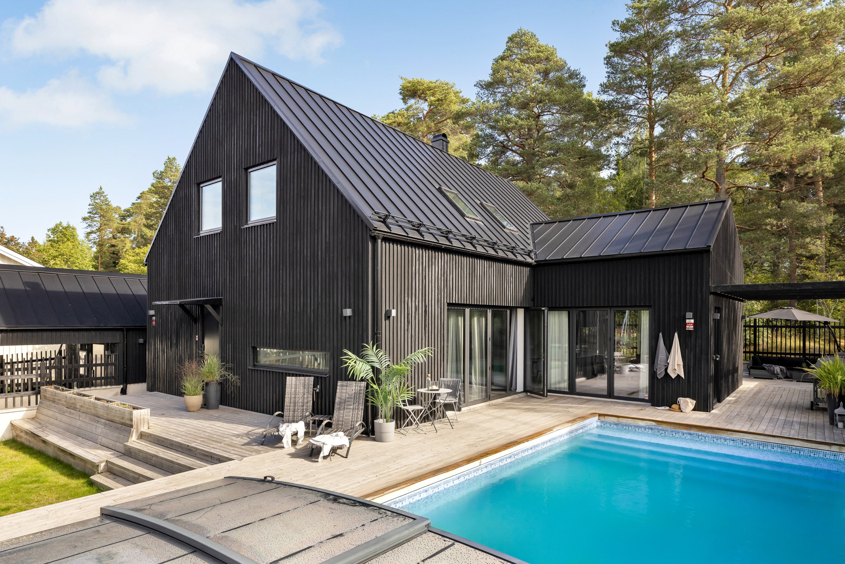 Bostadsbild från Vitsippsvägen 1B, Till salu i Storvreta, Uppsala