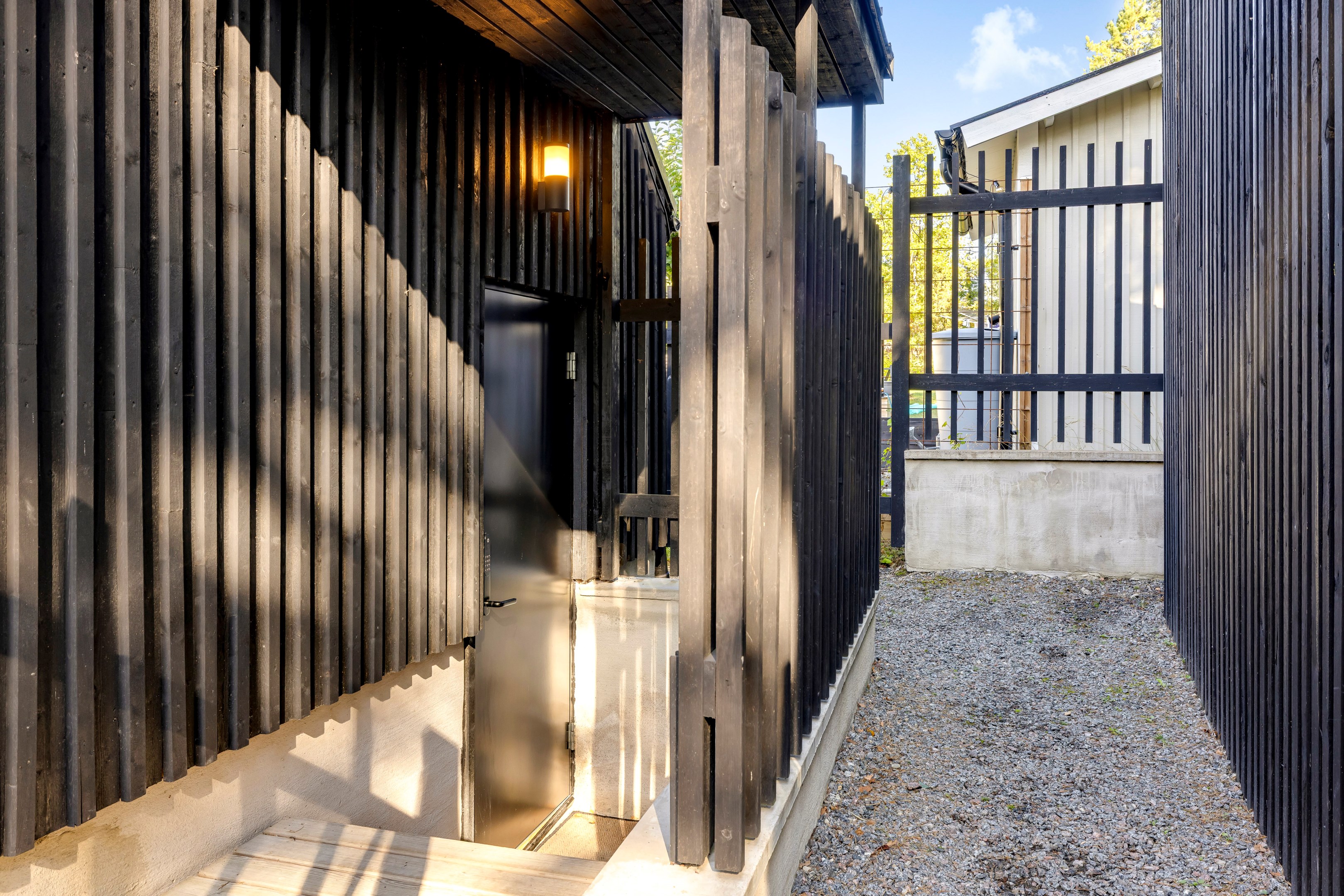 Bostadsbild från Vitsippsvägen 1B, Till salu i Storvreta, Uppsala