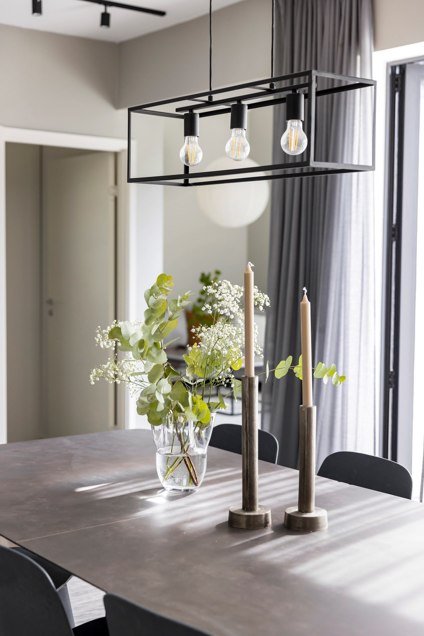 Bostadsbild från Vitsippsvägen 1B, Till salu i Storvreta, Uppsala