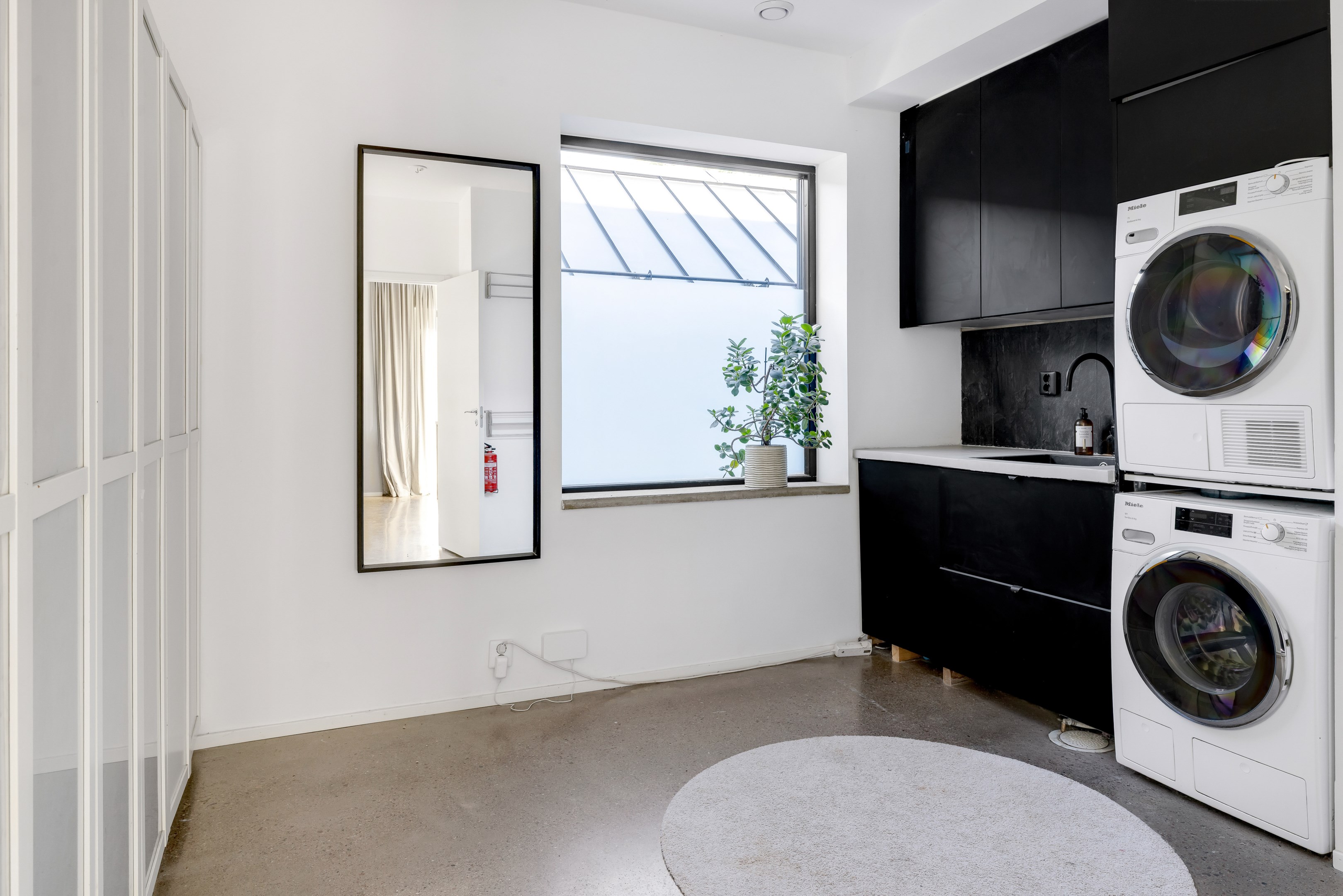 Bostadsbild från Vitsippsvägen 1B, Till salu i Storvreta, Uppsala
