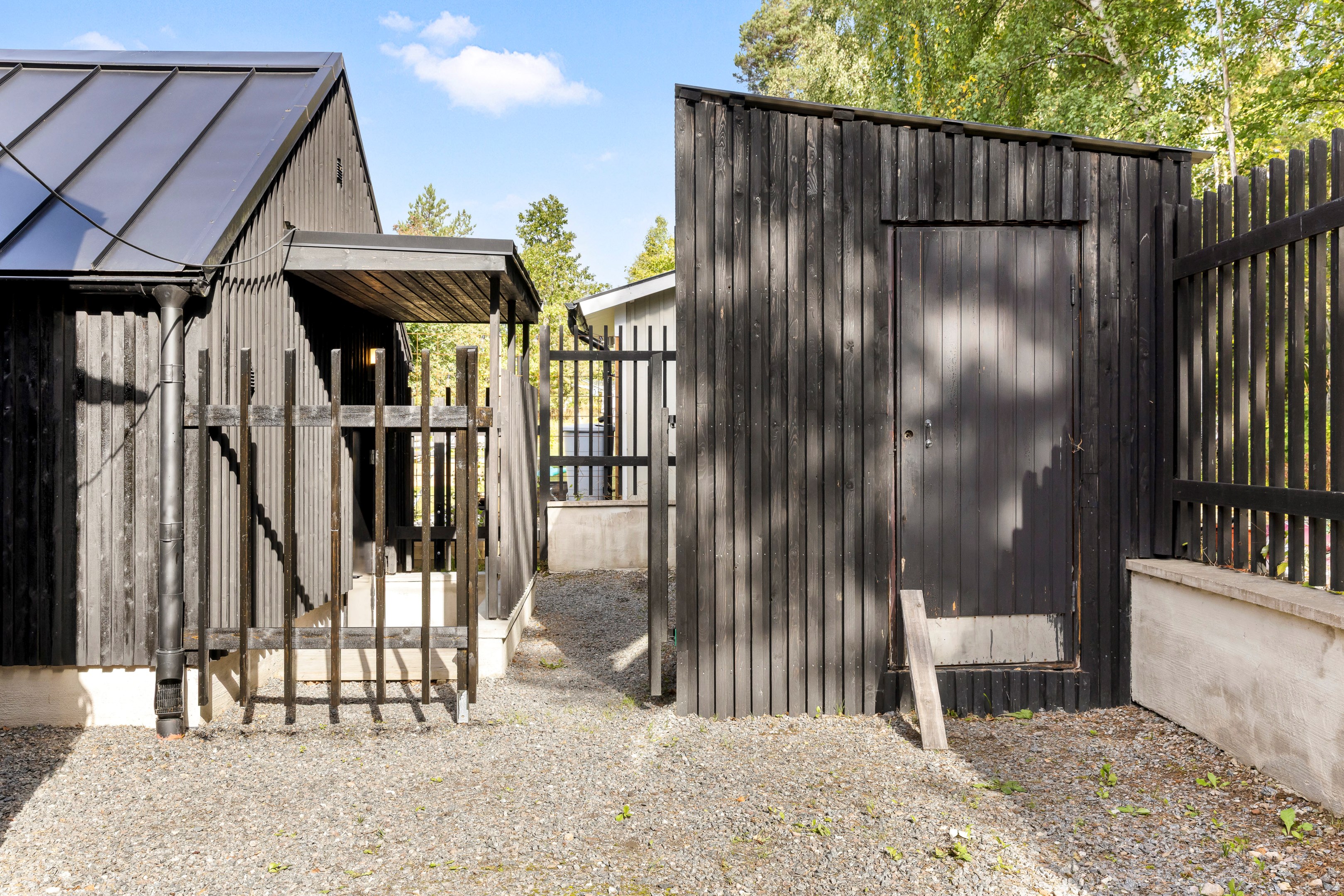 Bostadsbild från Vitsippsvägen 1B, Till salu i Storvreta, Uppsala