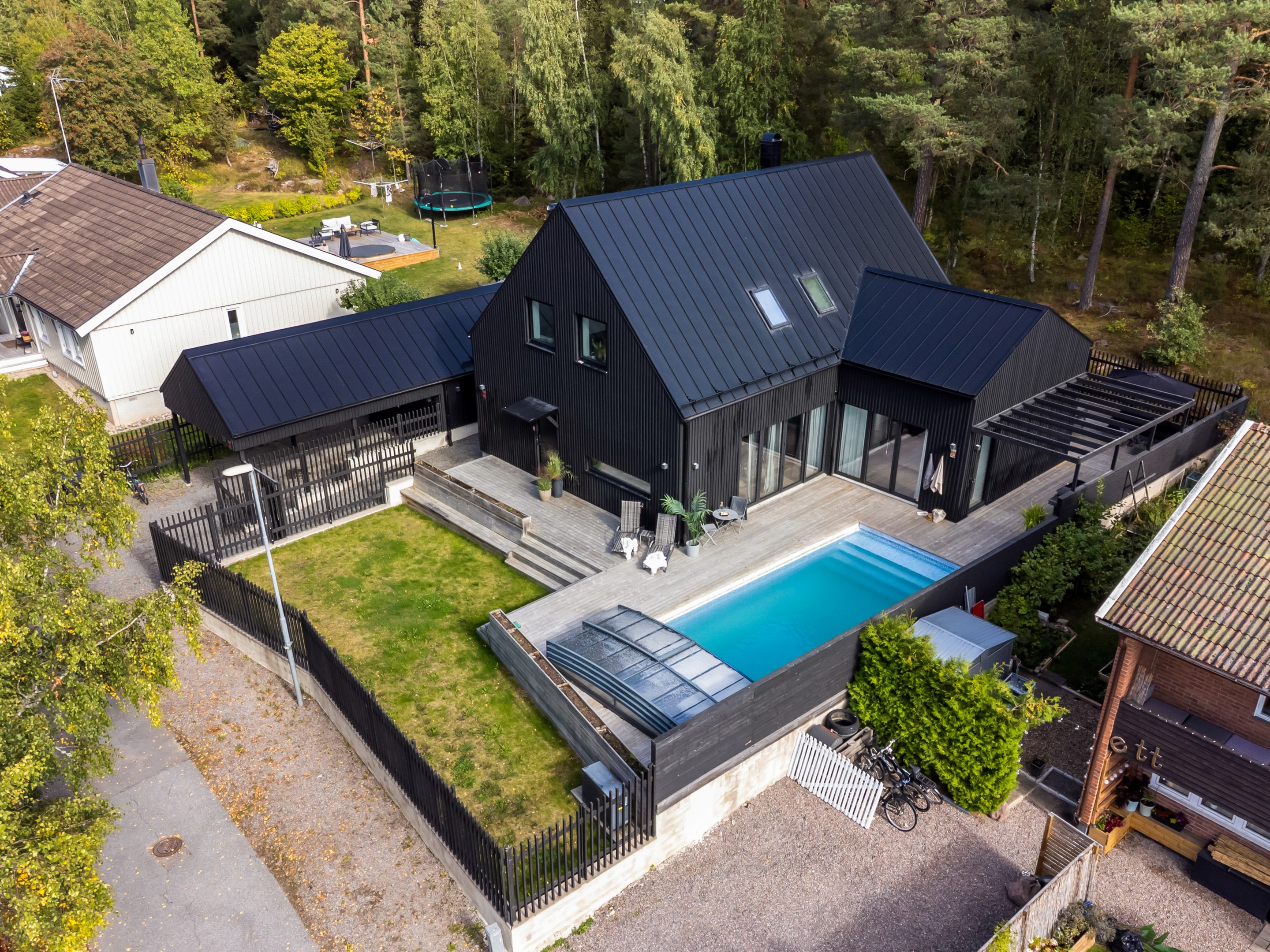 Bostadsbild från Vitsippsvägen 1B, Till salu i Storvreta, Uppsala