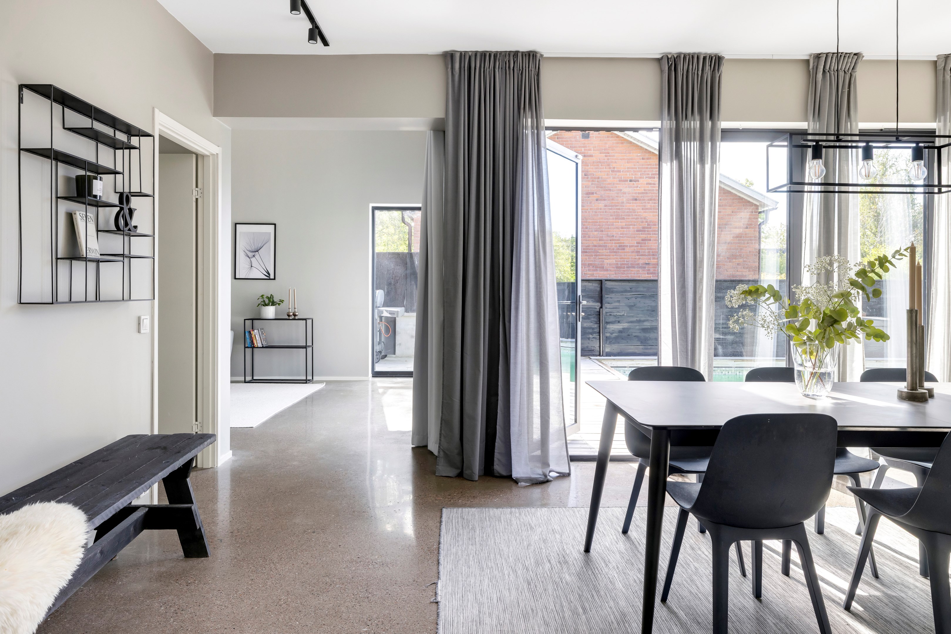Bostadsbild från Vitsippsvägen 1B, Till salu i Storvreta, Uppsala