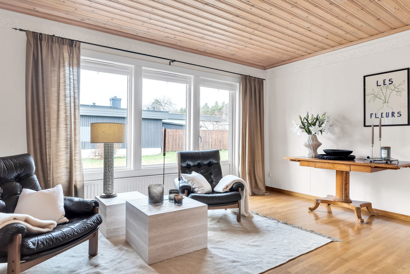 Bostadsbild från Tallbacksvägen 3, Såld i Norby, Uppsala