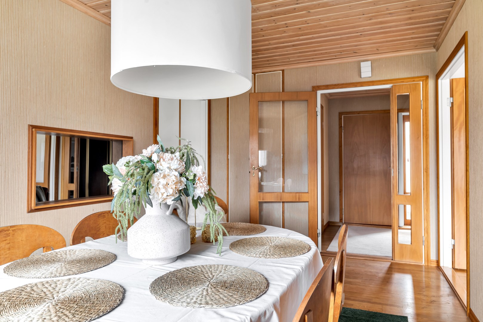 Bostadsbild från Tallbacksvägen 3, Såld i Norby, Uppsala