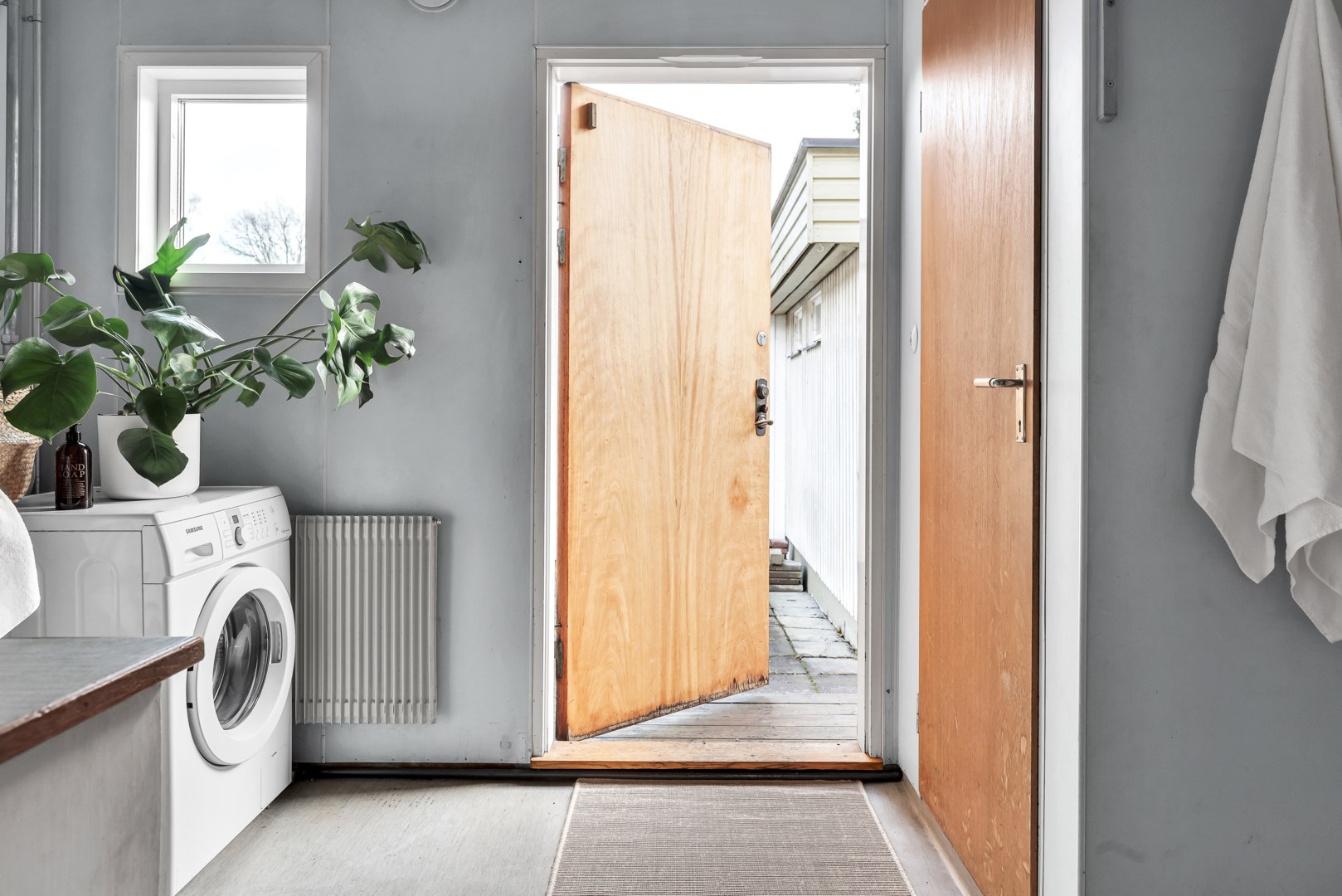 Bostadsbild från Tallbacksvägen 3, Såld i Norby, Uppsala