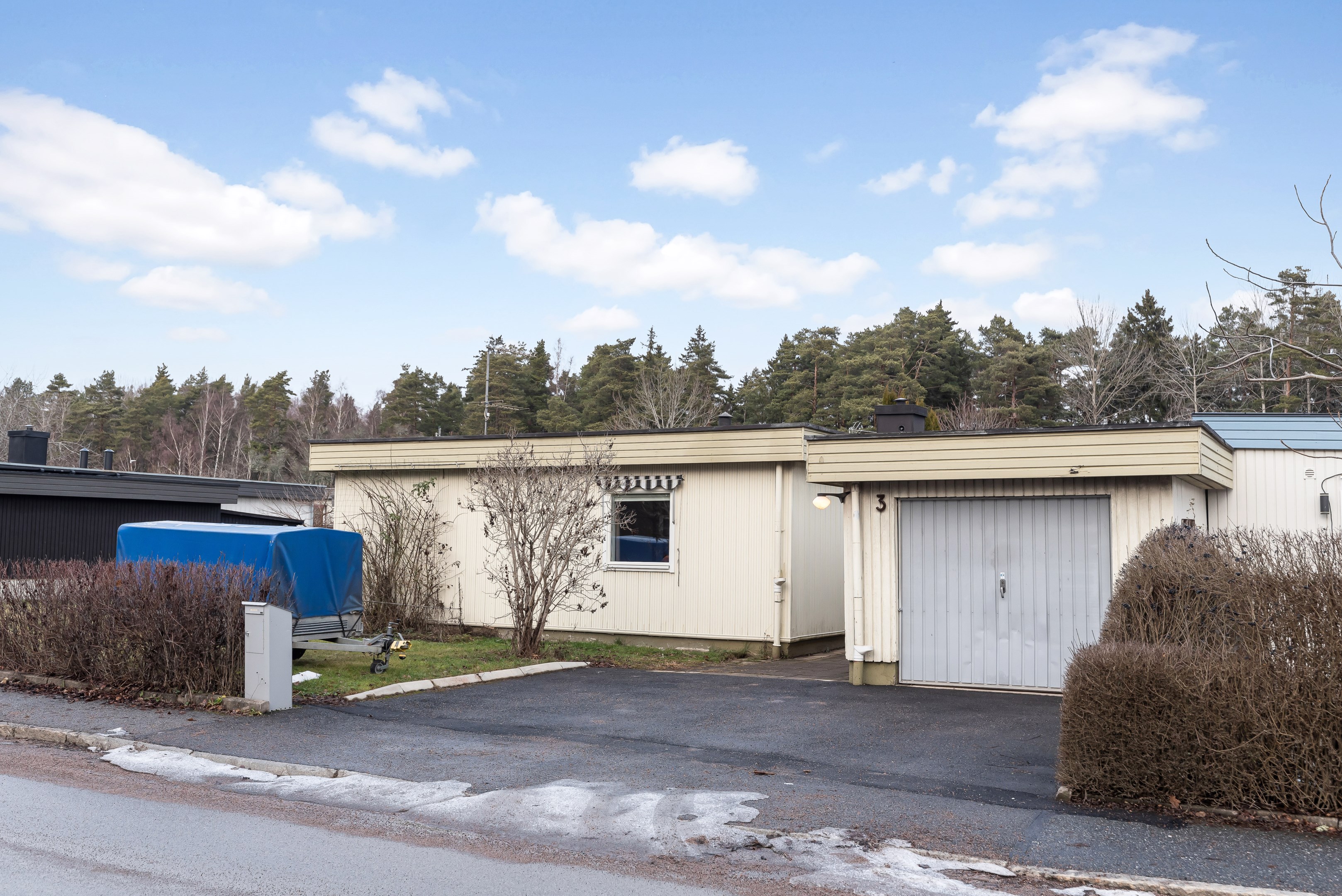 Bostadsbild från Tallbacksvägen 3, Såld i Norby, Uppsala