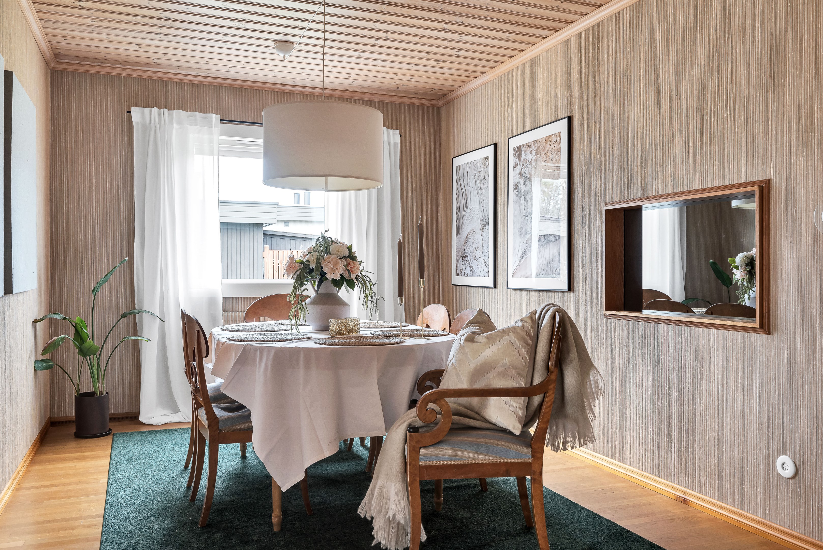 Bostadsbild från Tallbacksvägen 3, Såld i Norby, Uppsala