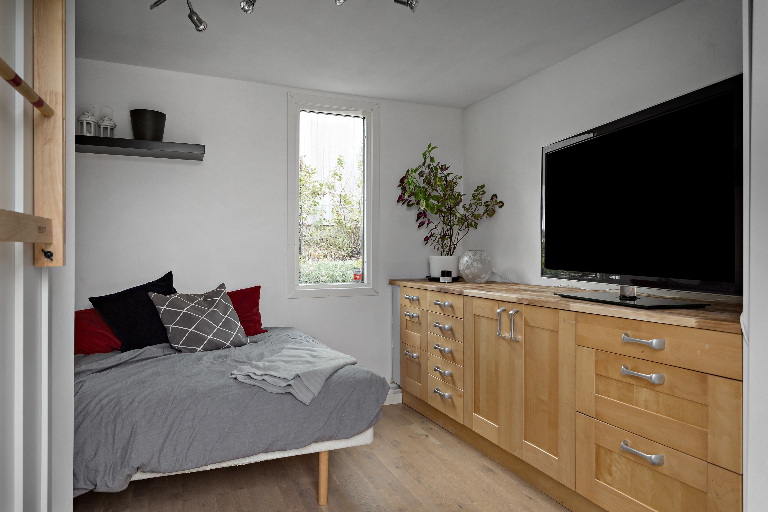 Bostadsbild från Kalvövägen 24, Såld i Krokhöjden, Nacka