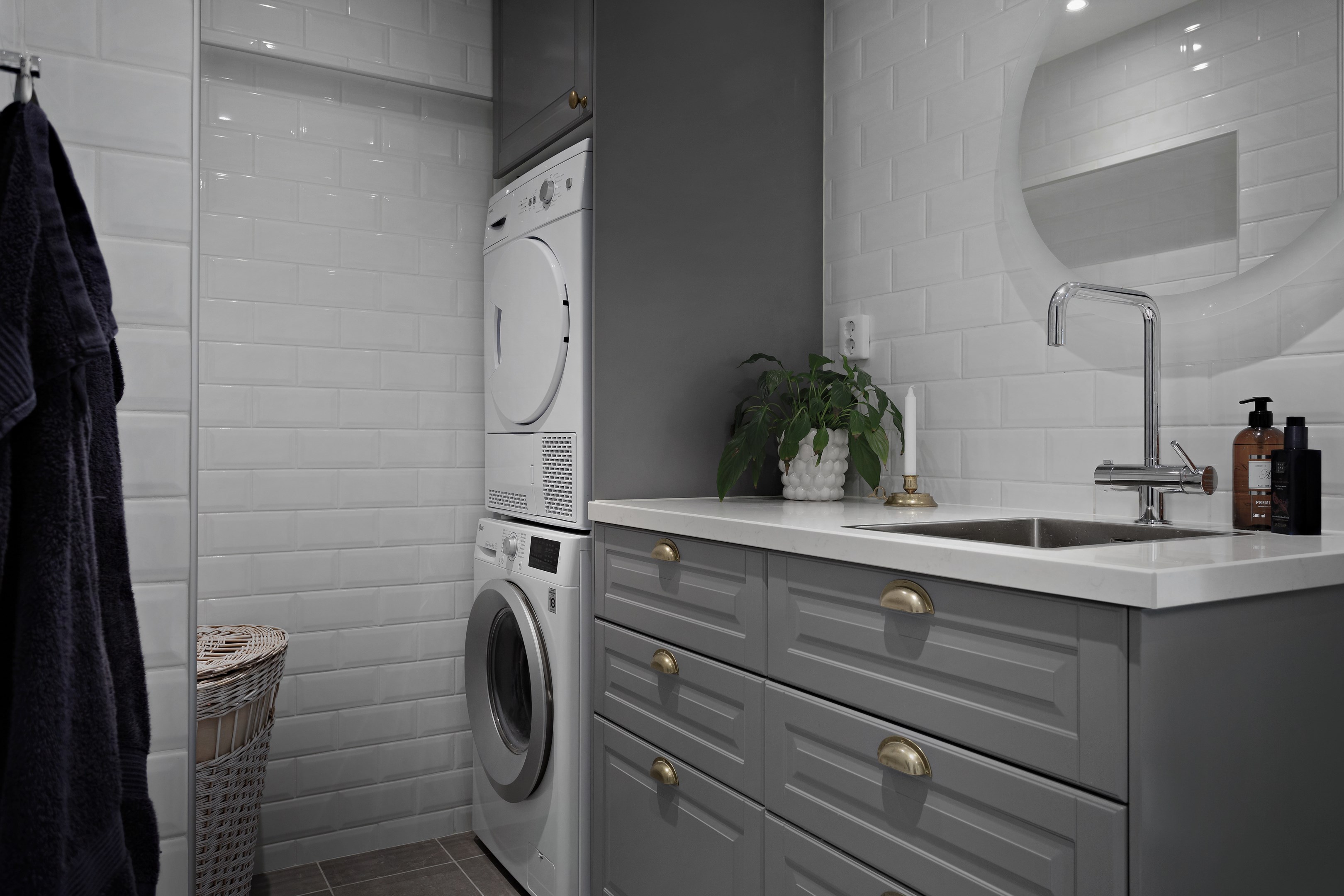 Bostadsbild från Kalvövägen 24, Såld i Krokhöjden, Nacka