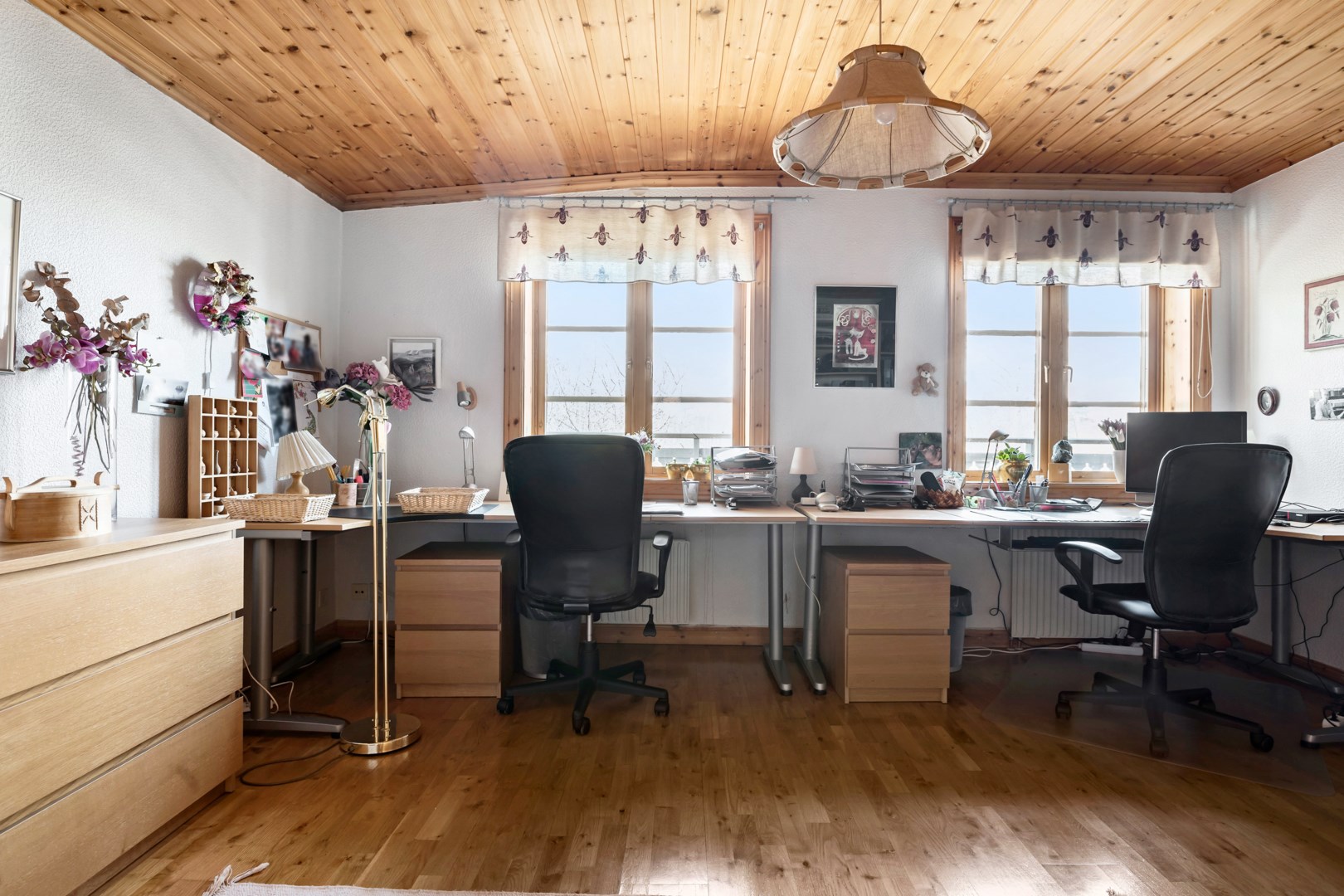 Bostadsbild från Ängsstigen 7, Såld i Ytternäs/Vreta, Uppsala