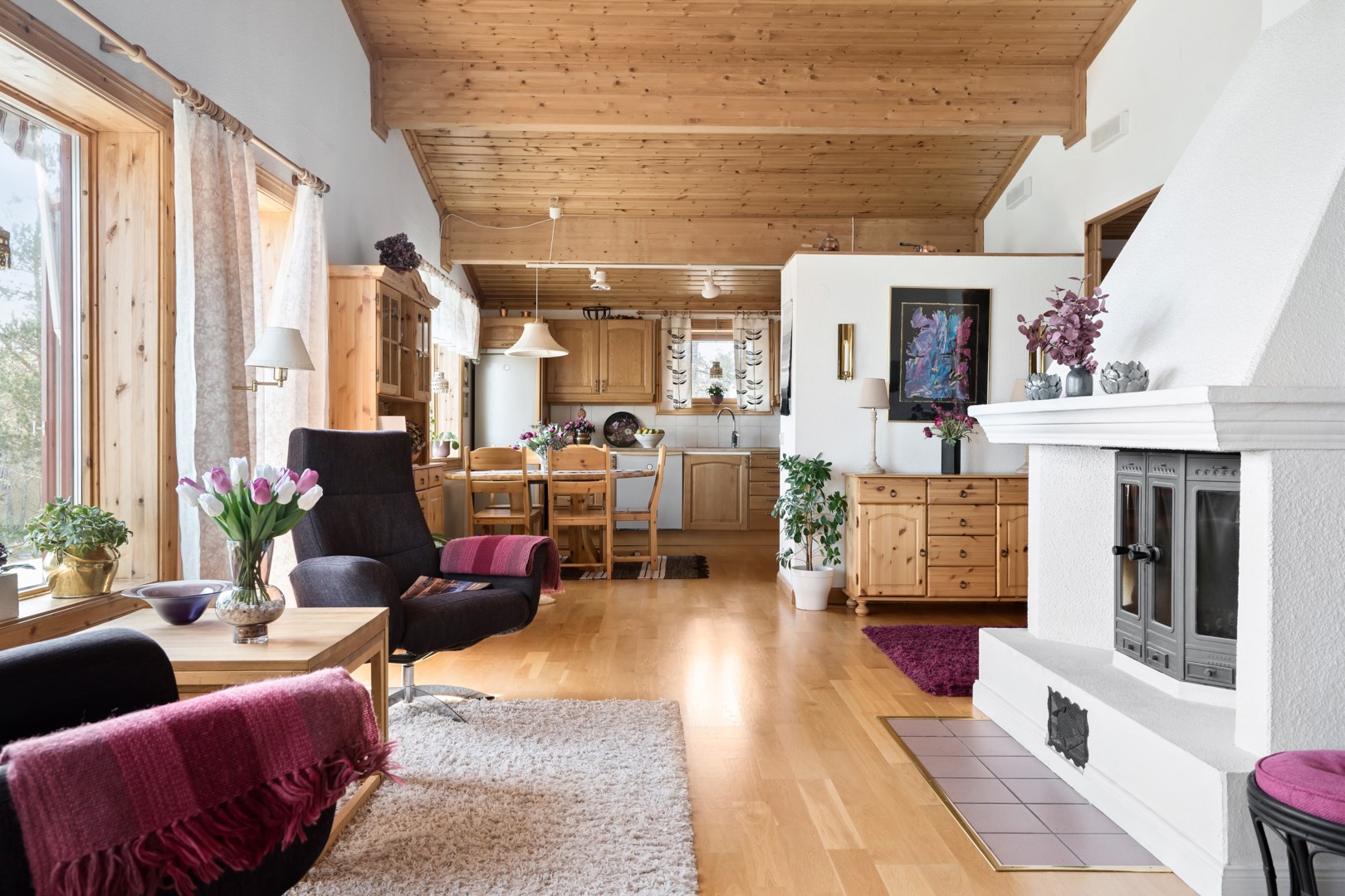 Bostadsbild från Ängsstigen 7, Såld i Ytternäs/Vreta, Uppsala