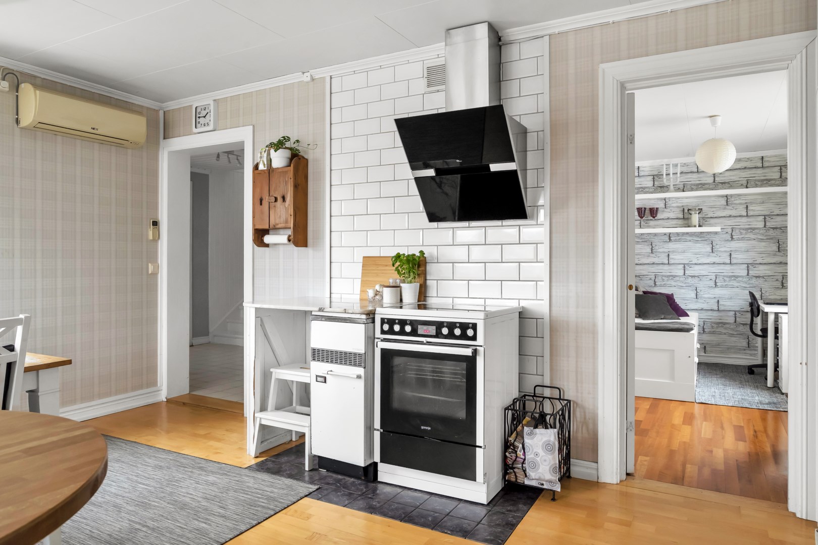 Bostadsbild från Lärarvägen 25, Såld i Vänge, Uppsala