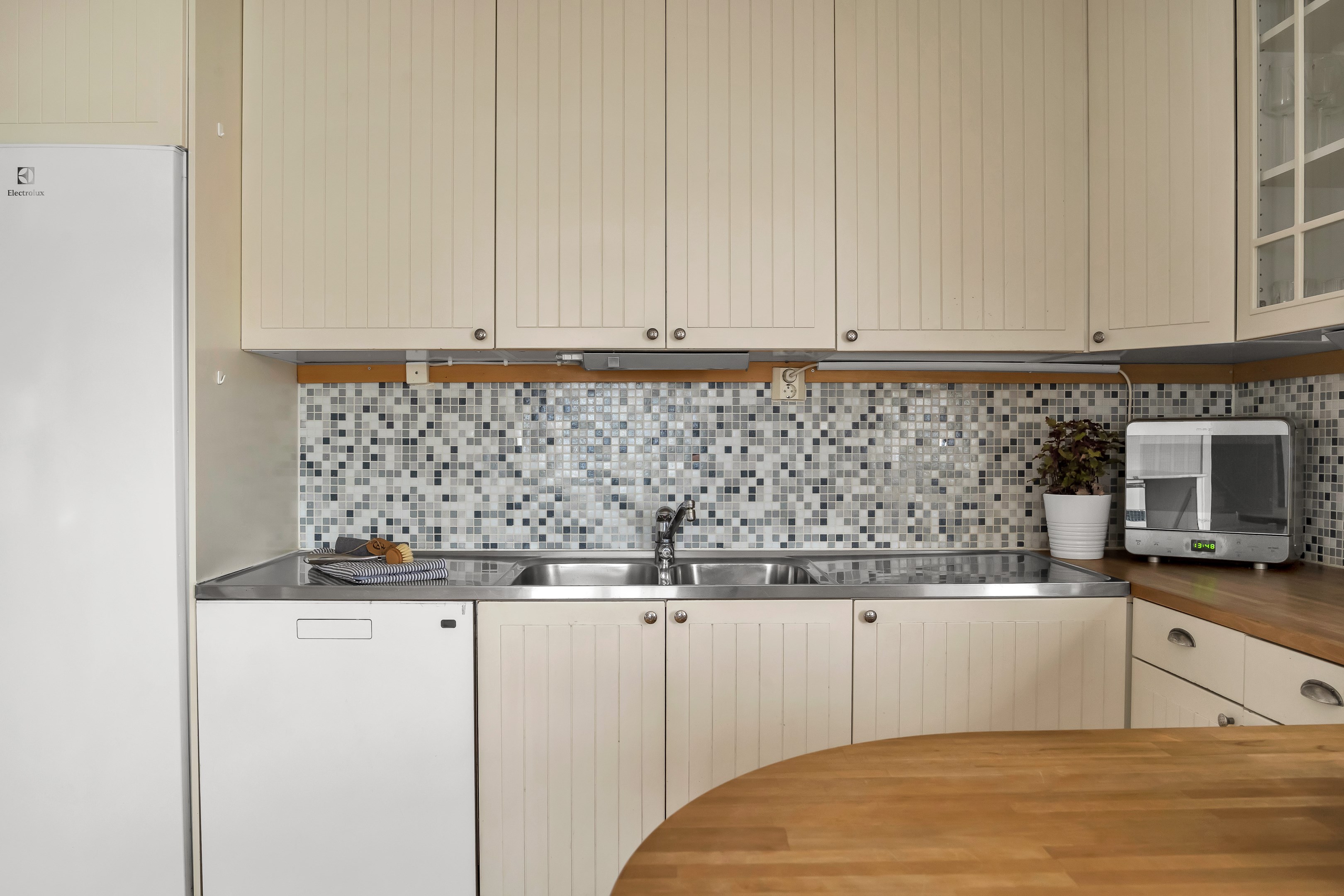 Bostadsbild från Lärarvägen 25, Såld i Vänge, Uppsala