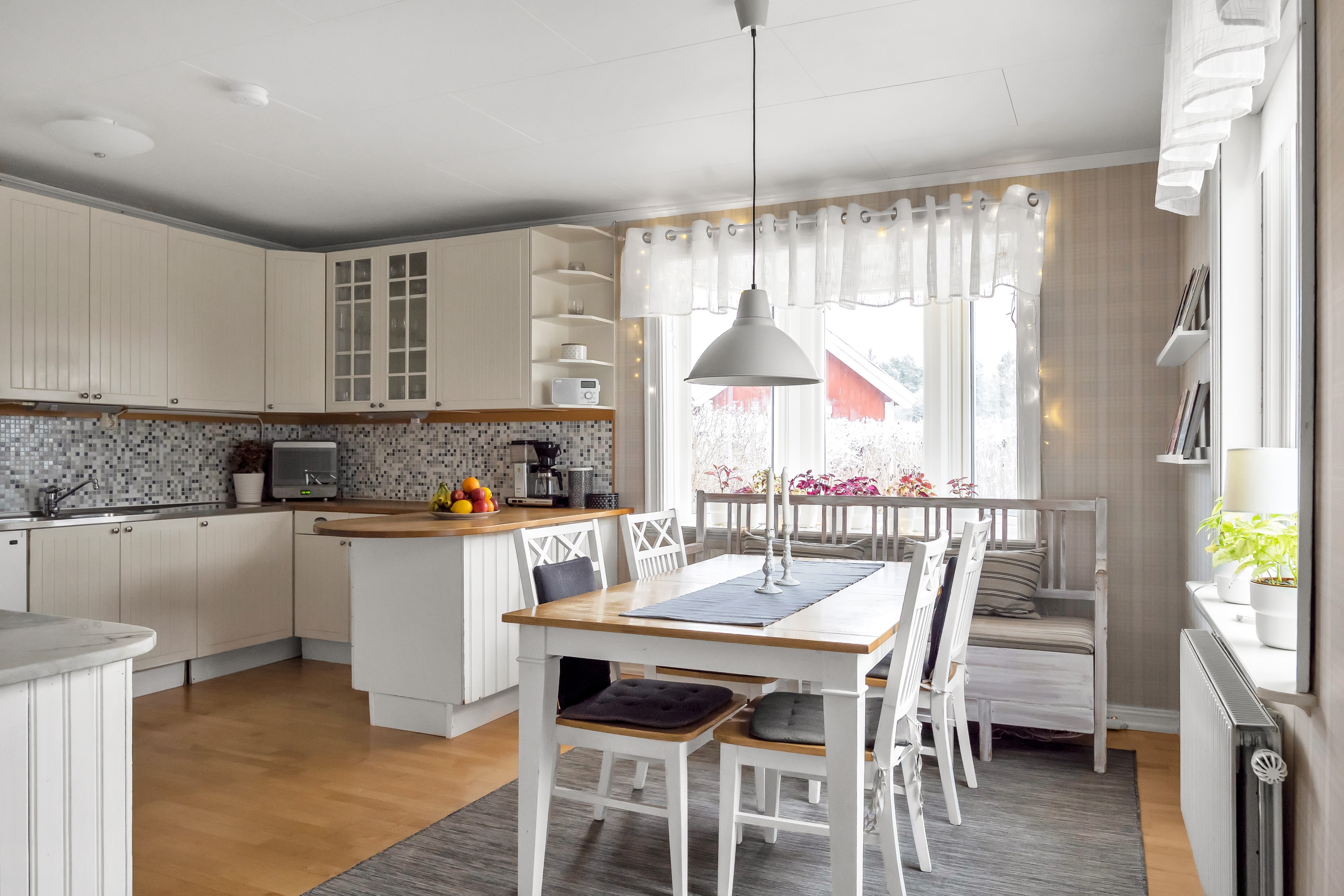 Bostadsbild från Lärarvägen 25, Såld i Vänge, Uppsala