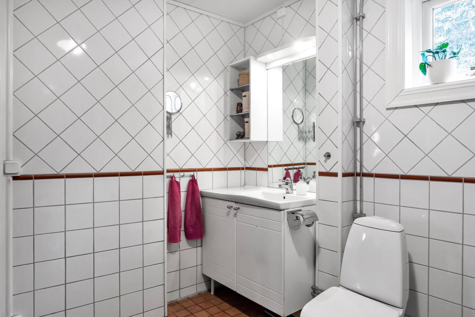 Bostadsbild från Lärarvägen 25, Såld i Vänge, Uppsala