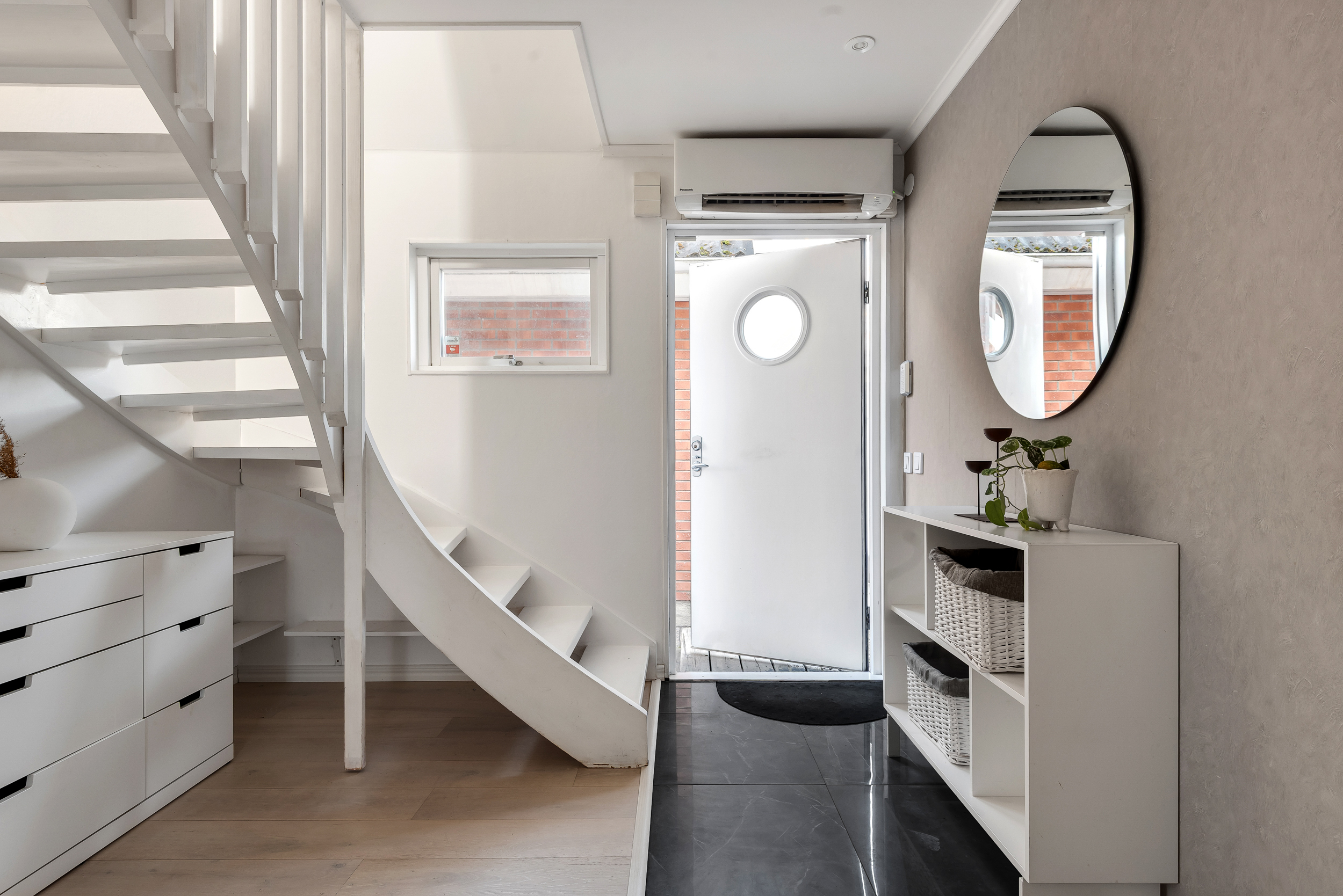 Bostadsbild från Skymningsvägen 14, Till salu i Storvreta, Uppsala